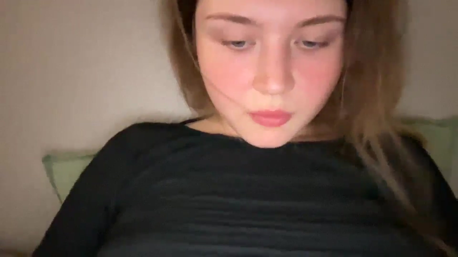 Gallery image thumbnail from Coconut_dream's myfreecams stream on, 08/21/2025, 22:07 image 2 of 20