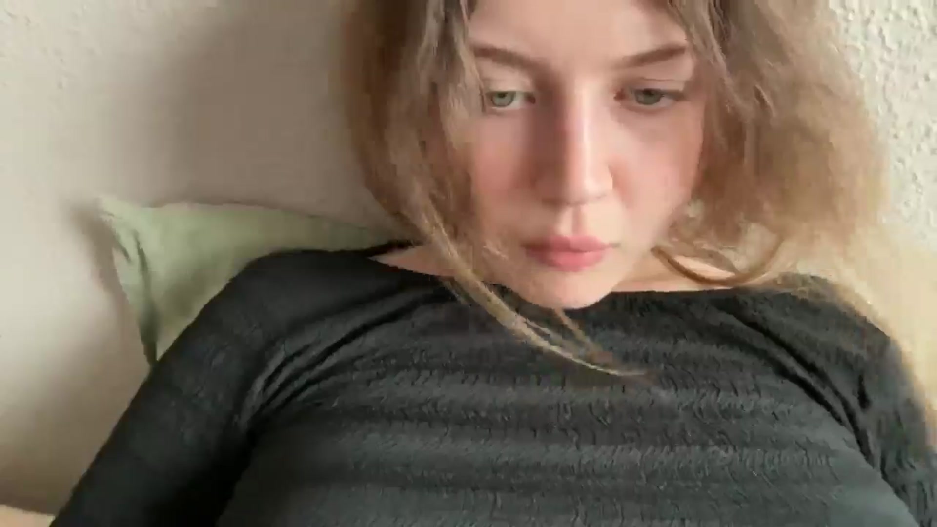 Gallery image thumbnail from Coconut_dream's myfreecams stream on, 08/22/2025, 08:01 image 18 of 20