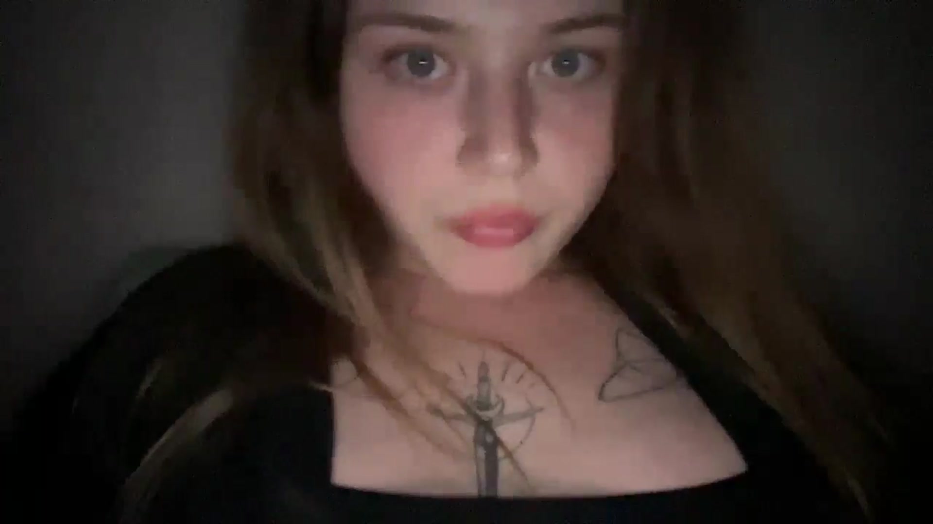 Gallery image thumbnail from Coconut_dream's myfreecams stream on, 08/22/2025, 23:04 image 10 of 20