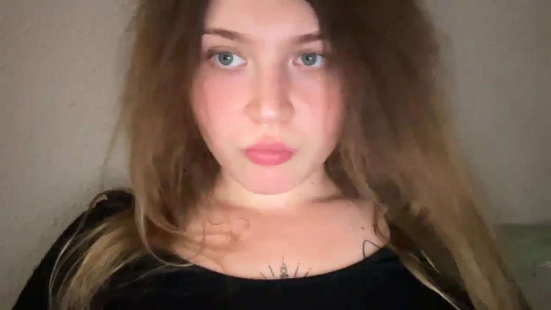 Gallery image thumbnail from Coconut_dream's myfreecams stream on, 08/25/2025, 20:56 image 2 of 20