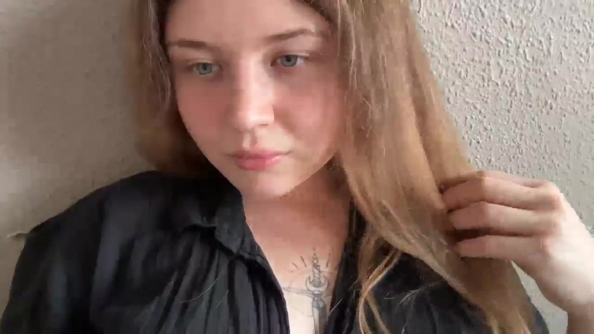 Gallery image thumbnail from Coconut_dream's myfreecams stream on, 08/26/2025, 11:13 image 6 of 20