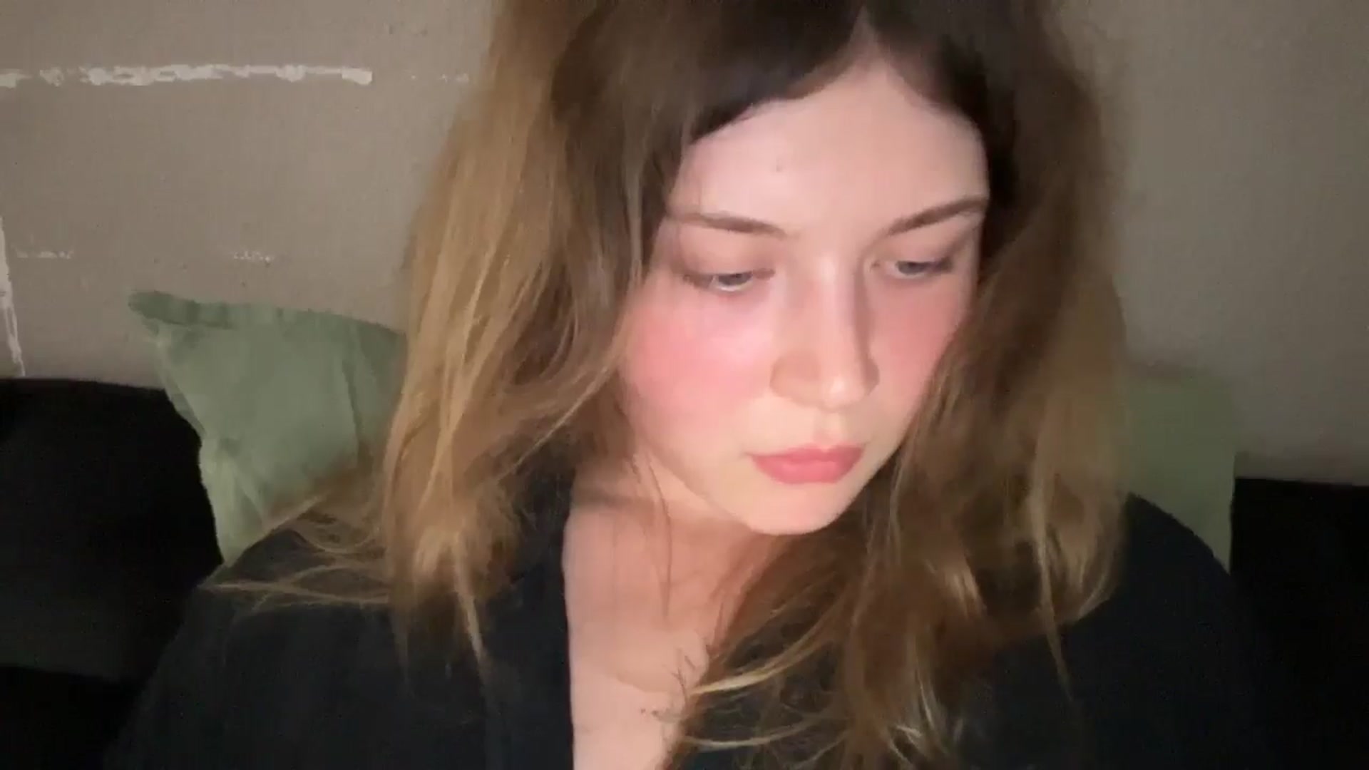 Gallery image thumbnail from Coconut_dream's myfreecams stream on, 08/27/2025, 21:39 image 18 of 20