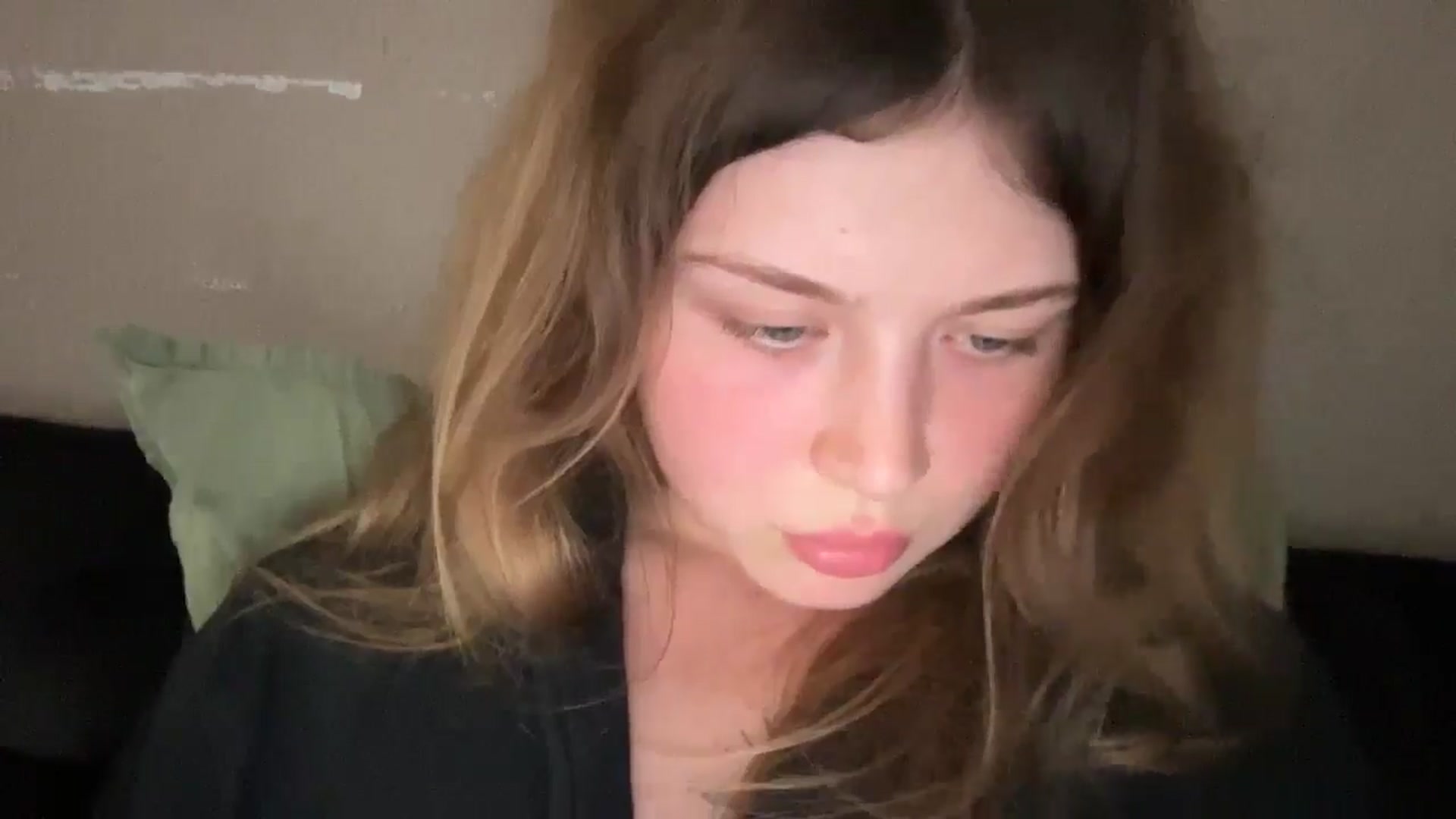 Gallery image thumbnail from Coconut_dream's myfreecams stream on, 08/27/2025, 21:39 image 12 of 20