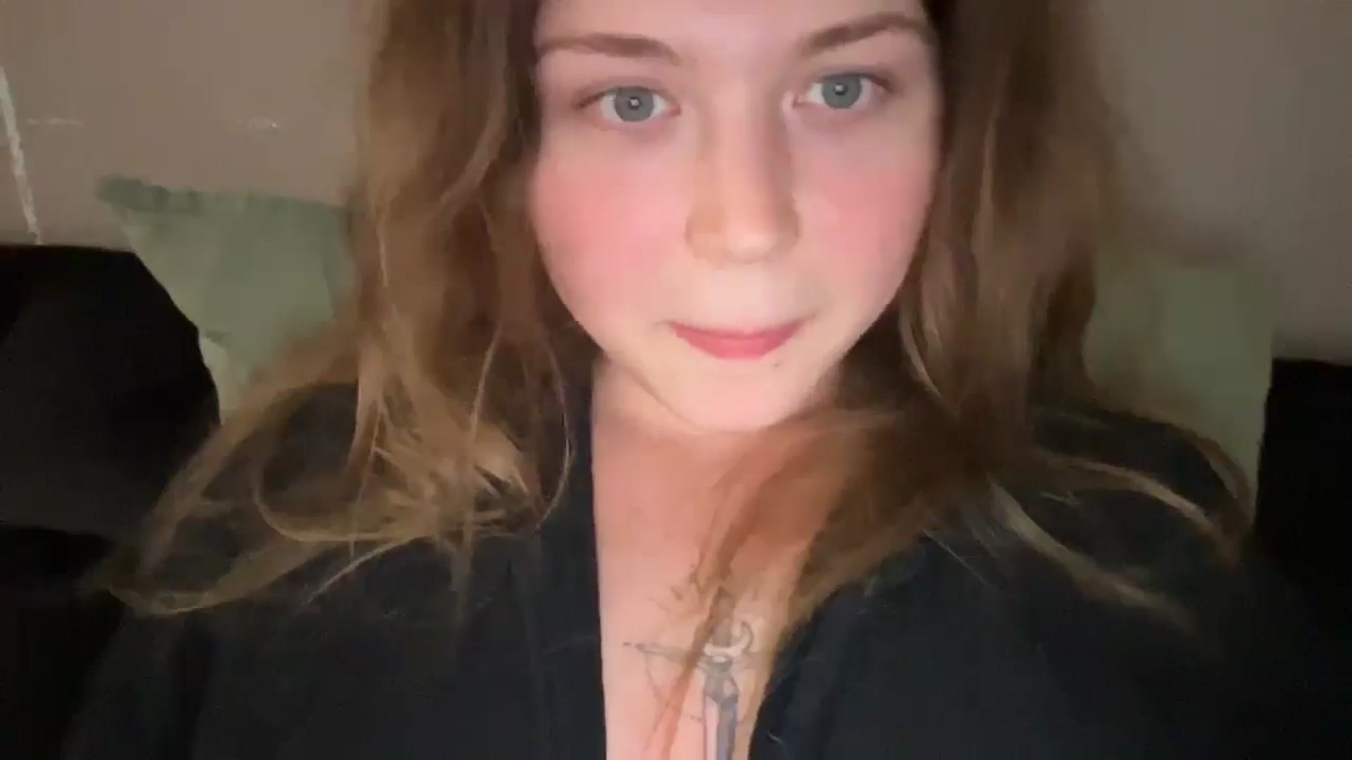 Gallery image thumbnail from Coconut_dream's myfreecams stream on, 08/27/2025, 22:13 image 19 of 20