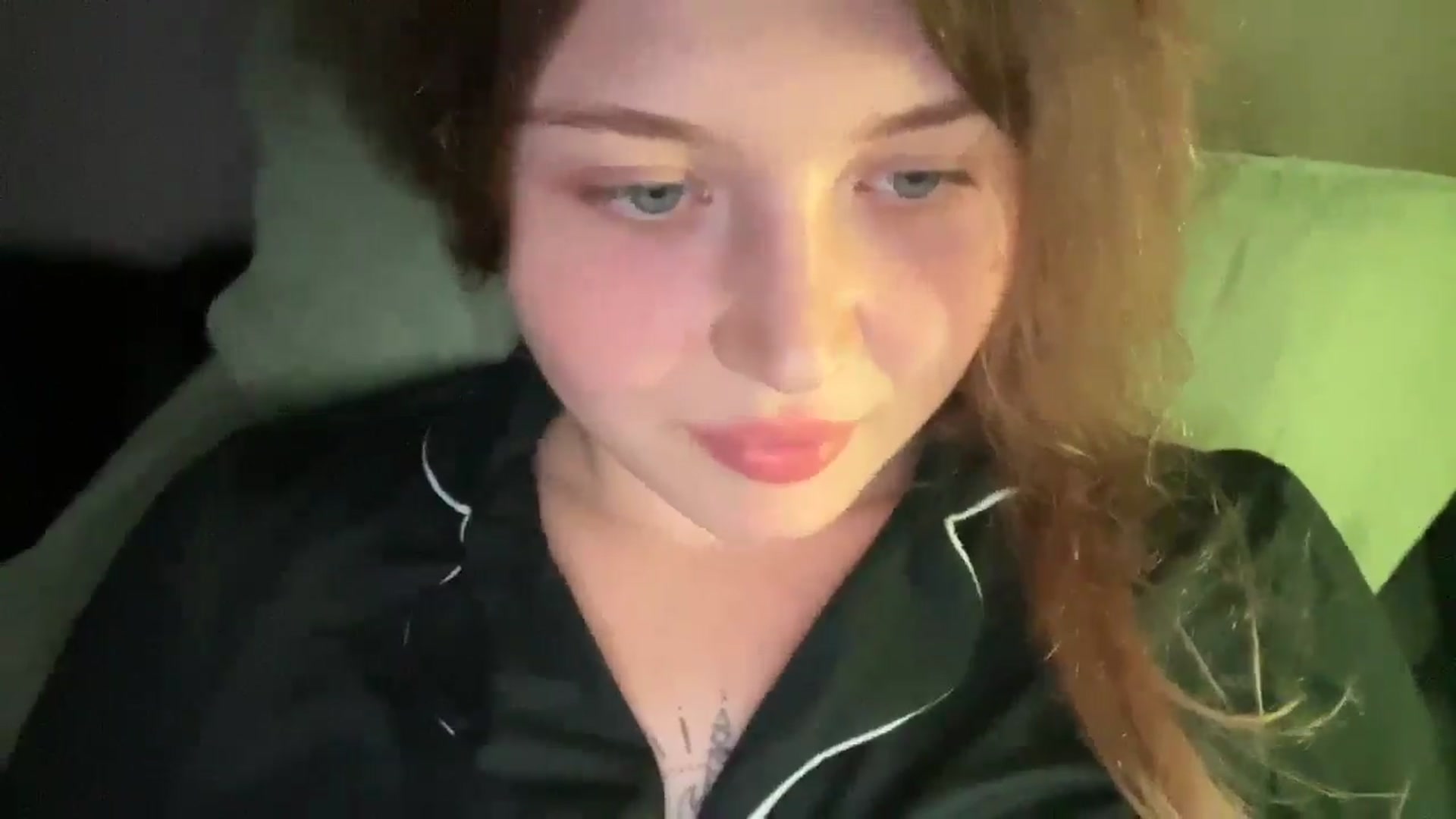 Gallery image thumbnail from Coconut_dream's myfreecams stream on, 08/30/2025, 23:03 image 16 of 20