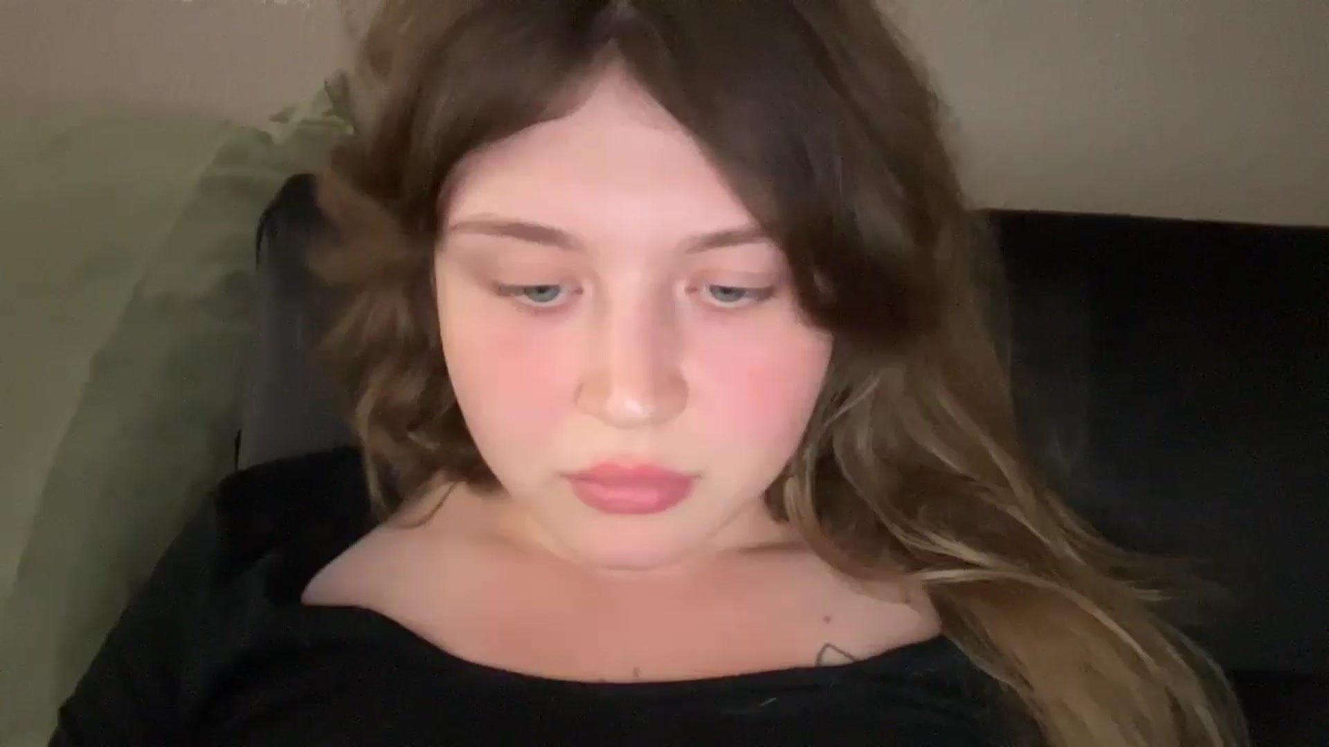Gallery image thumbnail from Coconut_dream's myfreecams stream on, 09/01/2025, 20:47 image 18 of 20