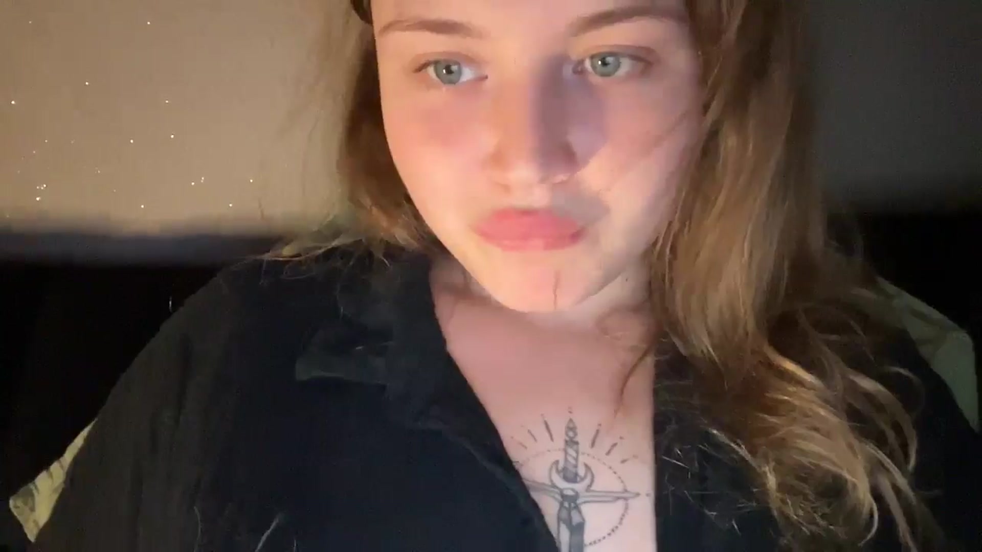 Gallery image thumbnail from Coconut_dream's myfreecams stream on, 09/03/2025, 22:39 image 6 of 20