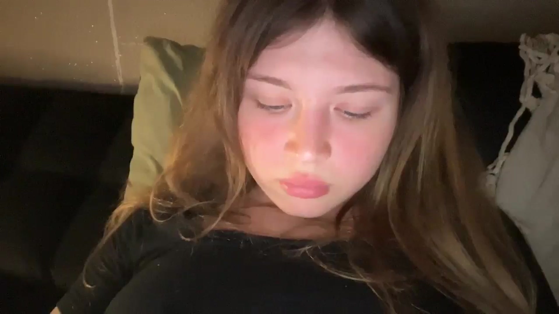Gallery image thumbnail from Coconut_dream's myfreecams stream on, 09/04/2025, 21:11 image 17 of 20