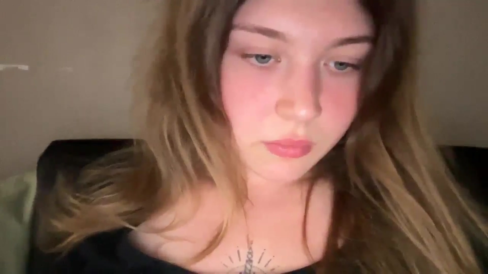 Gallery image thumbnail from Coconut_dream's myfreecams stream on, 09/04/2025, 21:44 image 16 of 20