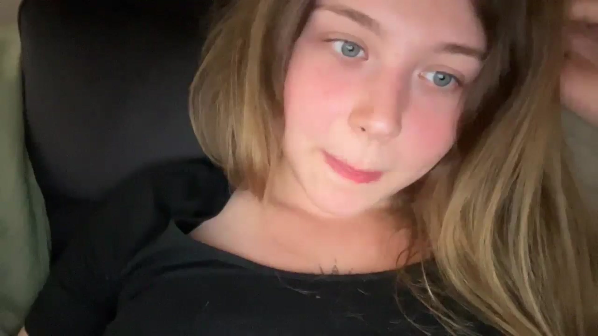Gallery image thumbnail from Coconut_dream's myfreecams stream on, 09/04/2025, 21:44 image 6 of 20
