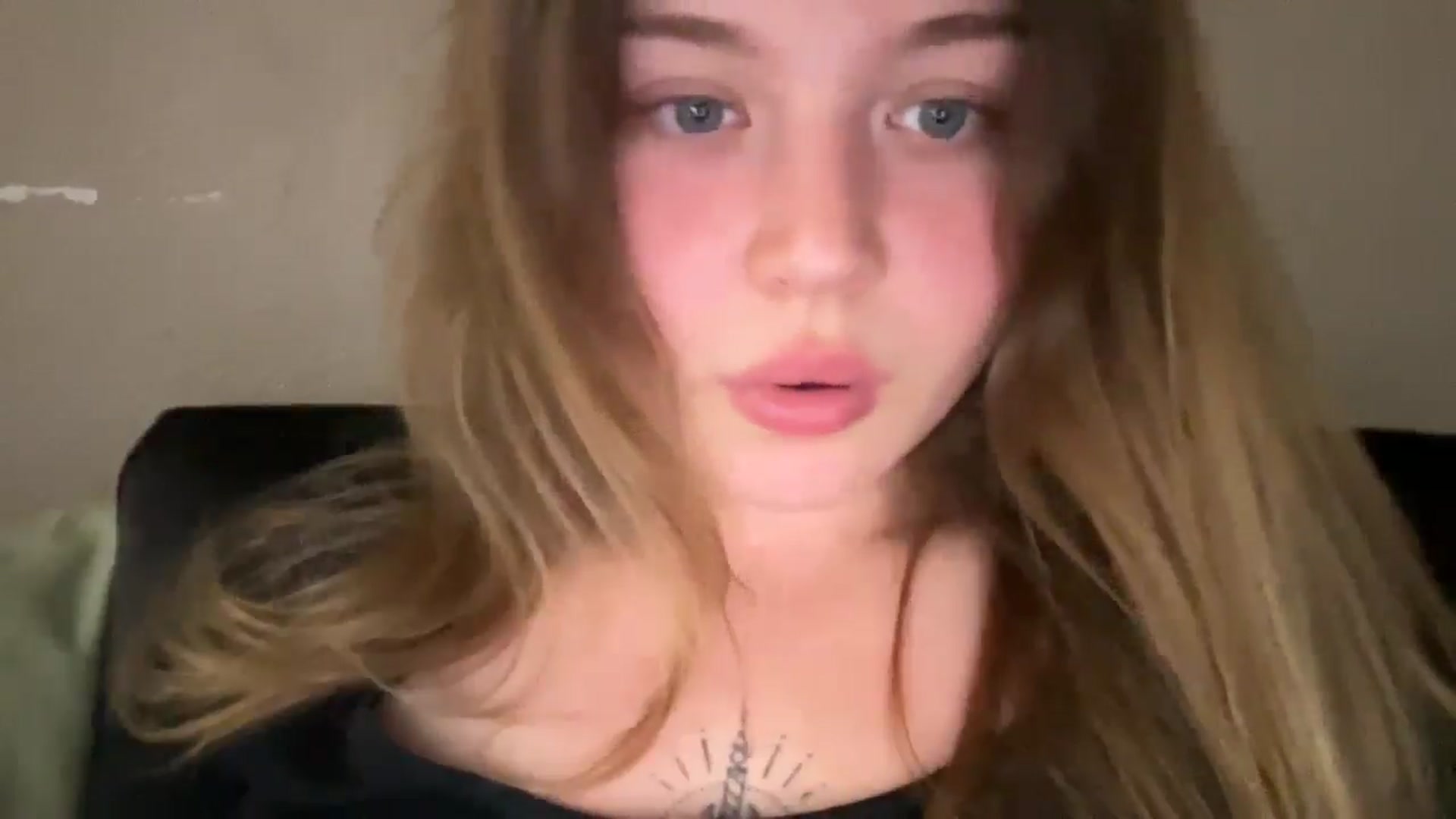 Gallery image thumbnail from Coconut_dream's myfreecams stream on, 09/04/2025, 21:44 image 17 of 20