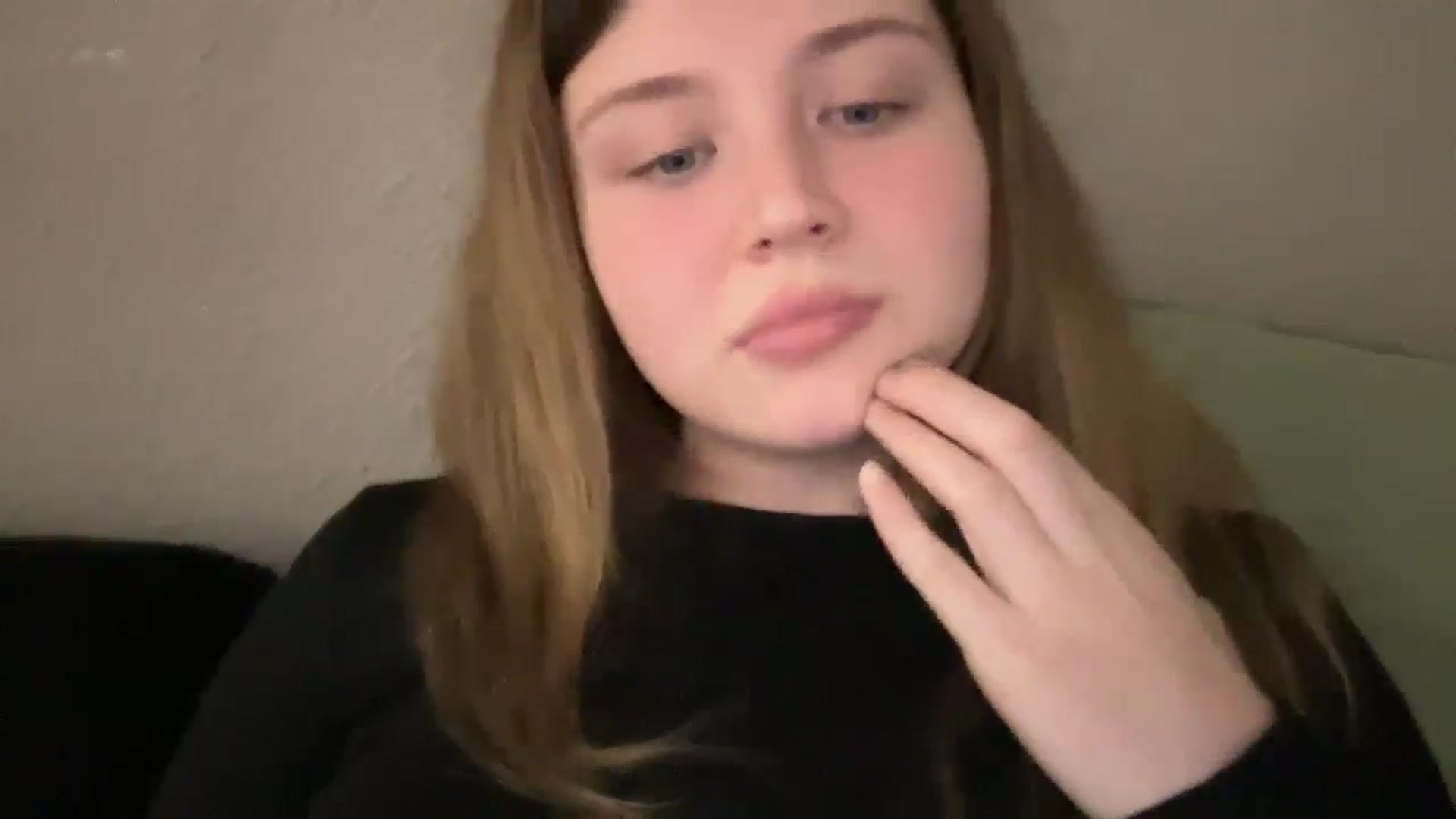 Gallery image thumbnail from Coconut_dream's myfreecams stream on, 09/04/2025, 23:36 image 8 of 20