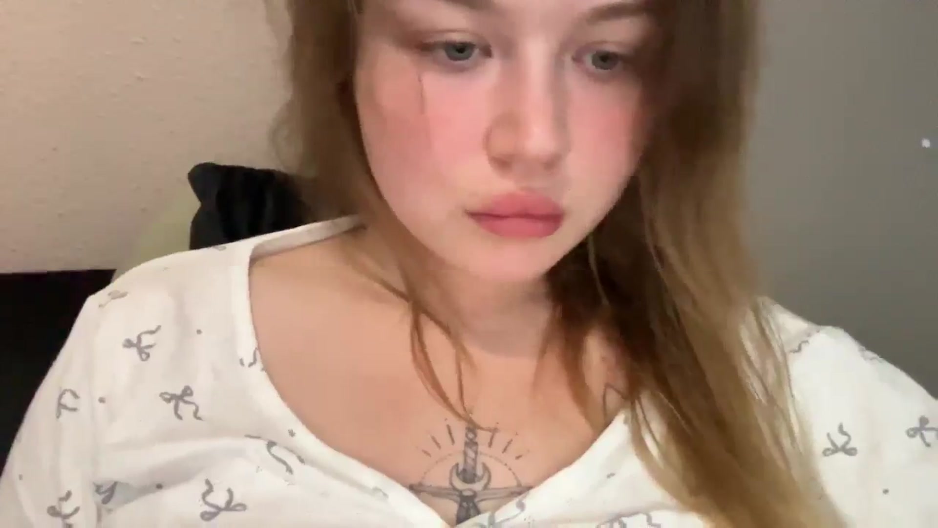 Gallery image thumbnail from Coconut_dream's myfreecams stream on, 09/14/2025, 21:21 image 12 of 20