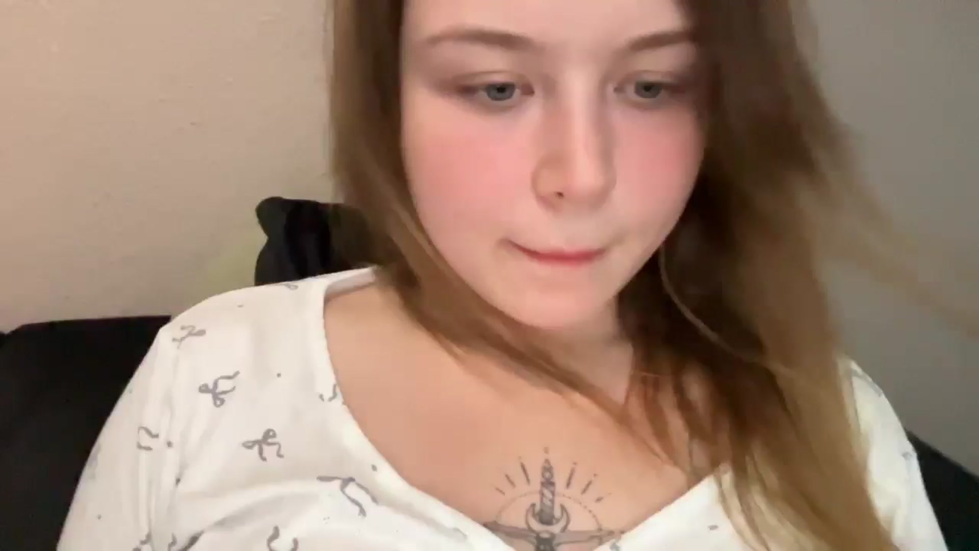 Gallery image thumbnail from Coconut_dream's myfreecams stream on, 09/14/2025, 21:21 image 17 of 20