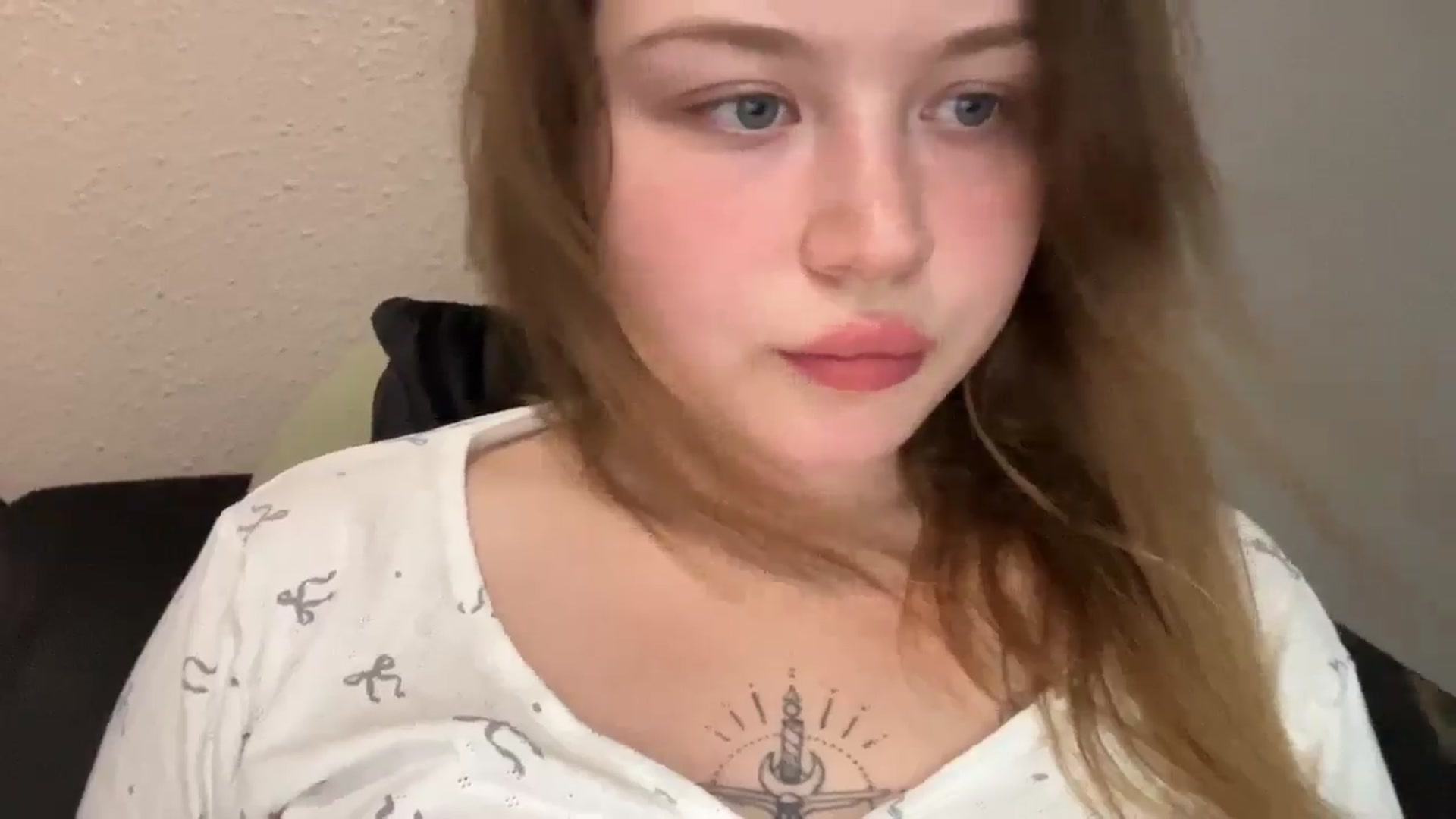 Gallery image thumbnail from Coconut_dream's myfreecams stream on, 09/14/2025, 21:21 image 18 of 20