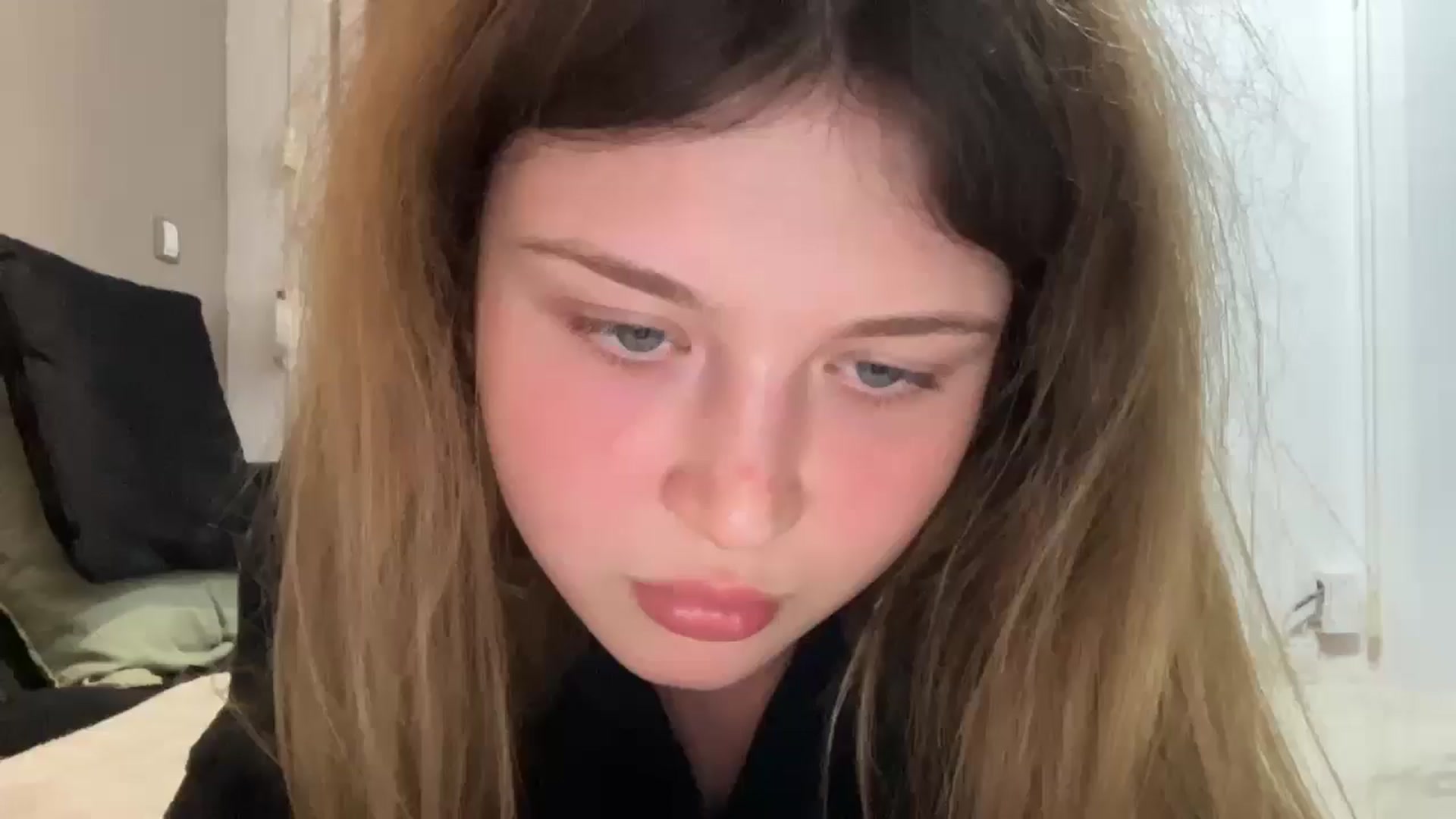Gallery image thumbnail from Coconut_dream's myfreecams stream on, 09/15/2025, 21:22 image 10 of 20
