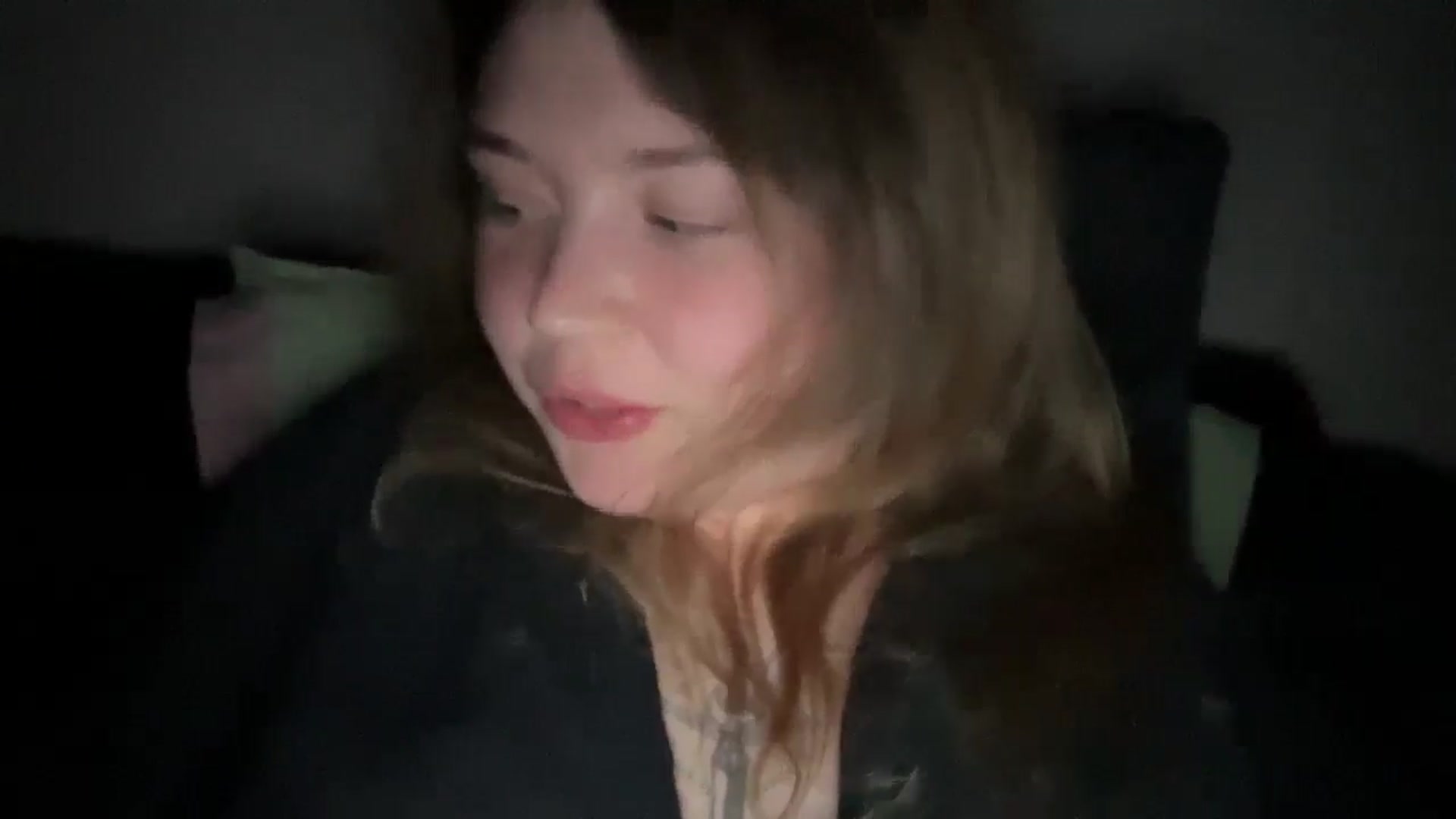 Gallery image thumbnail from Coconut_dream's myfreecams stream on, 09/16/2025, 04:54 image 19 of 20