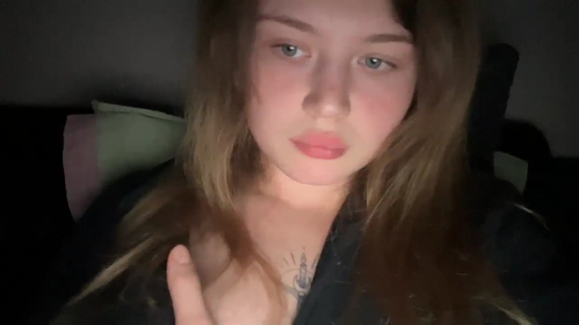 Gallery image thumbnail from Coconut_dream's myfreecams stream on, 09/16/2025, 04:54 image 2 of 20