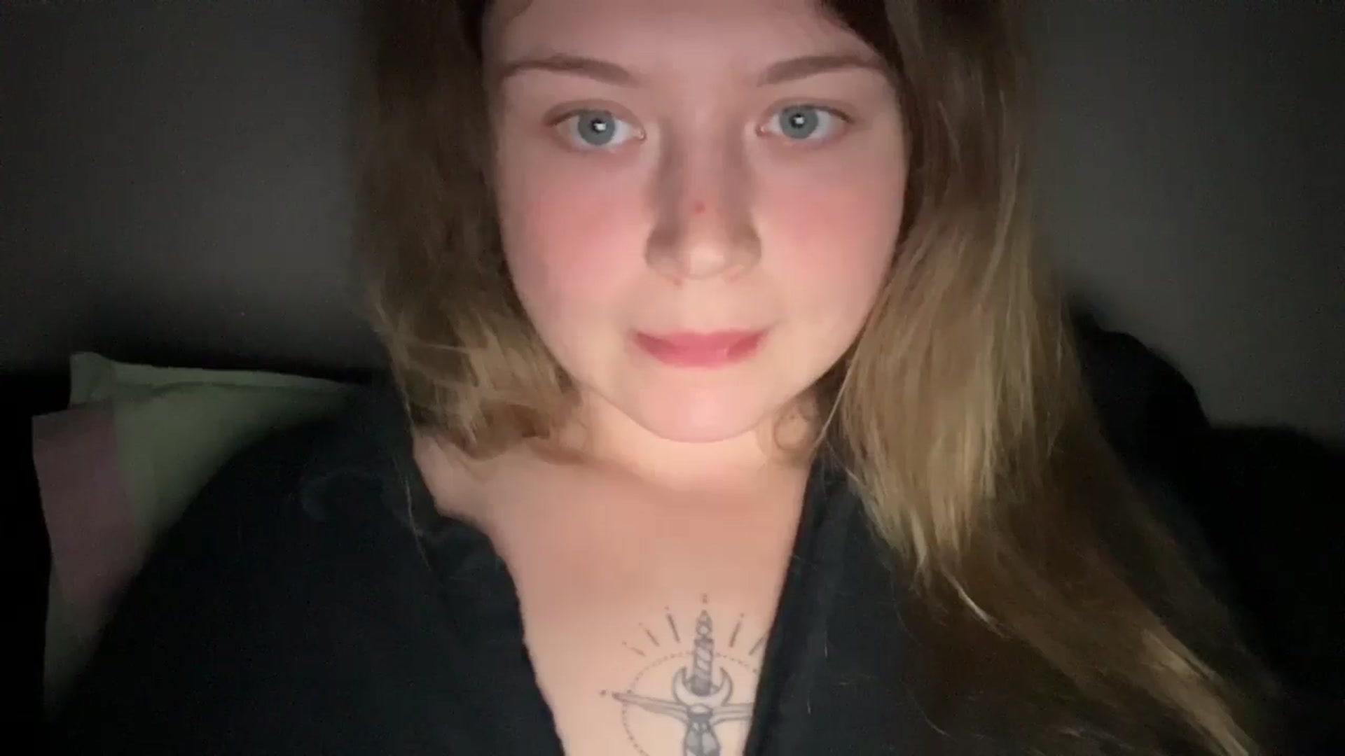 Gallery image thumbnail from Coconut_dream's myfreecams stream on, 09/16/2025, 05:22 image 10 of 20