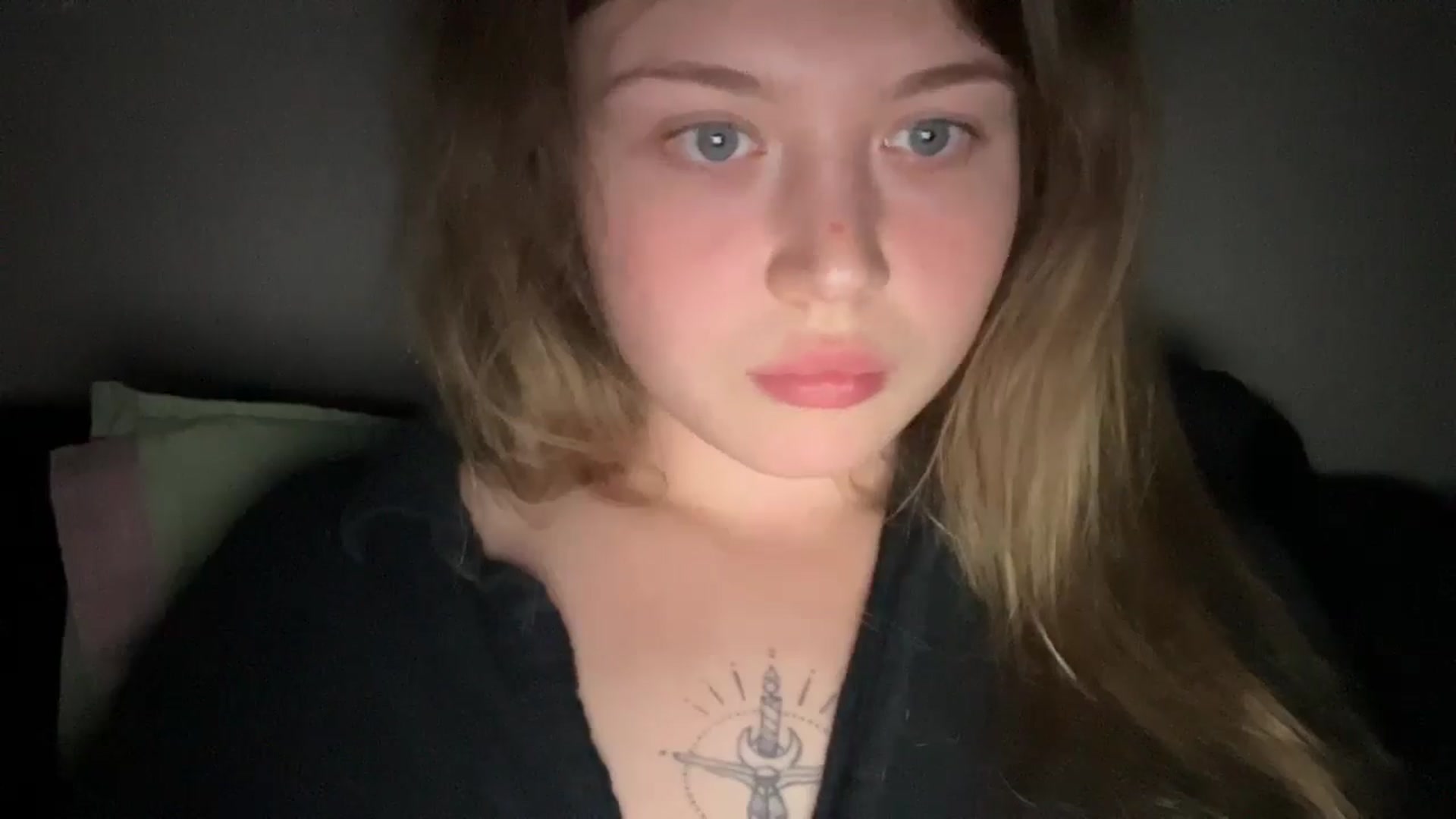 Gallery image thumbnail from Coconut_dream's myfreecams stream on, 09/16/2025, 05:22 image 11 of 20