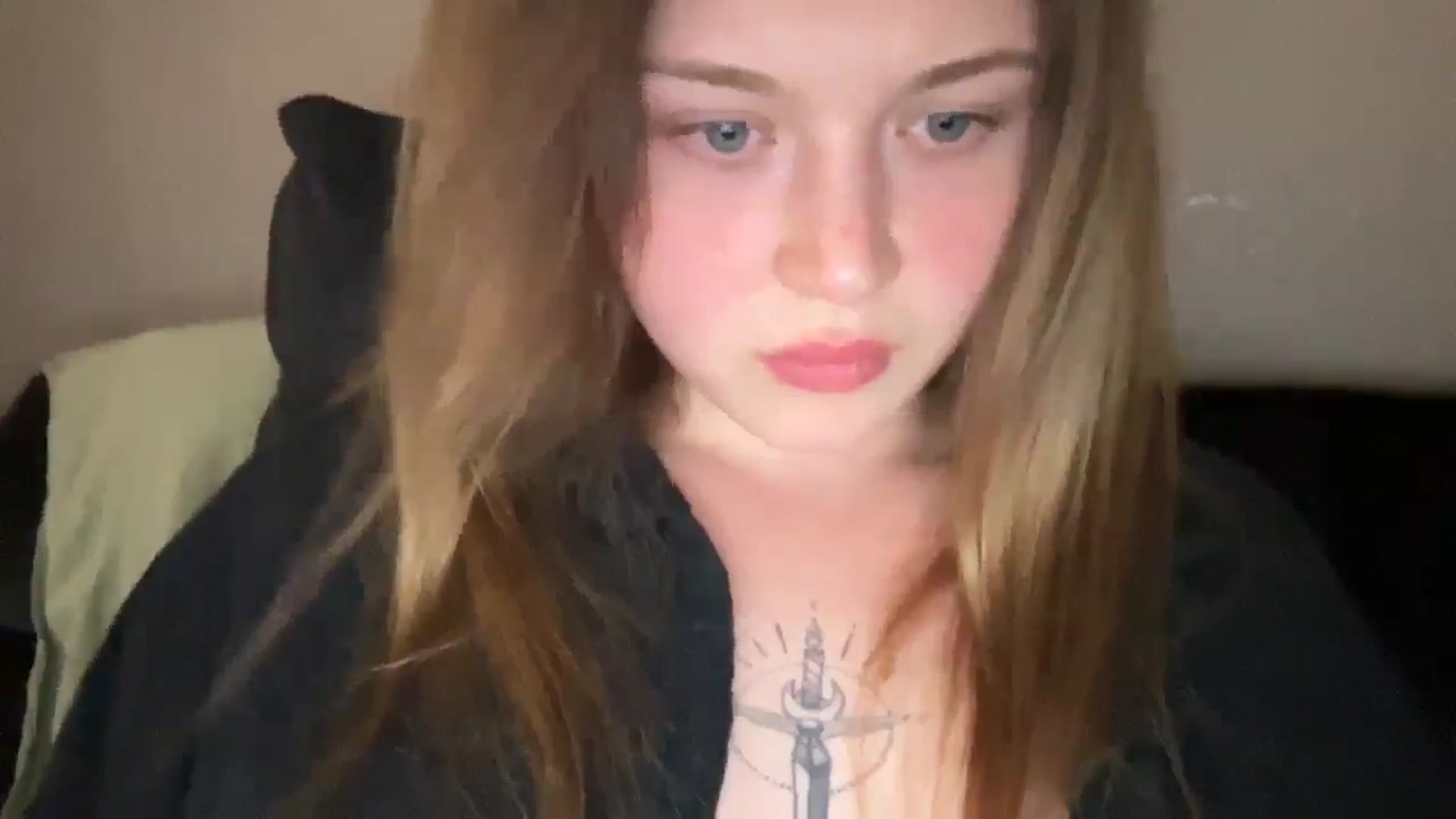Gallery image thumbnail from Coconut_dream's myfreecams stream on, 09/16/2025, 22:46 image 8 of 20