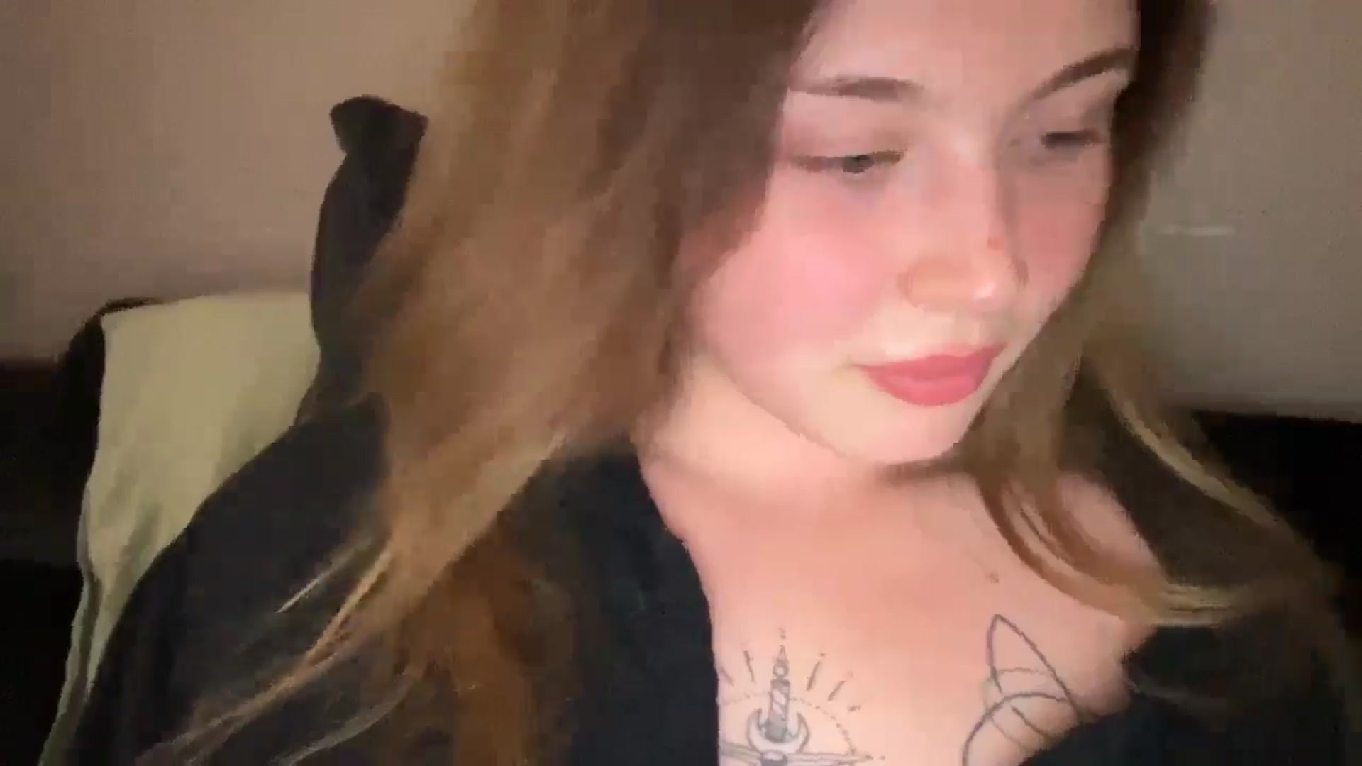 Gallery image thumbnail from Coconut_dream's myfreecams stream on, 09/16/2025, 22:46 image 4 of 20