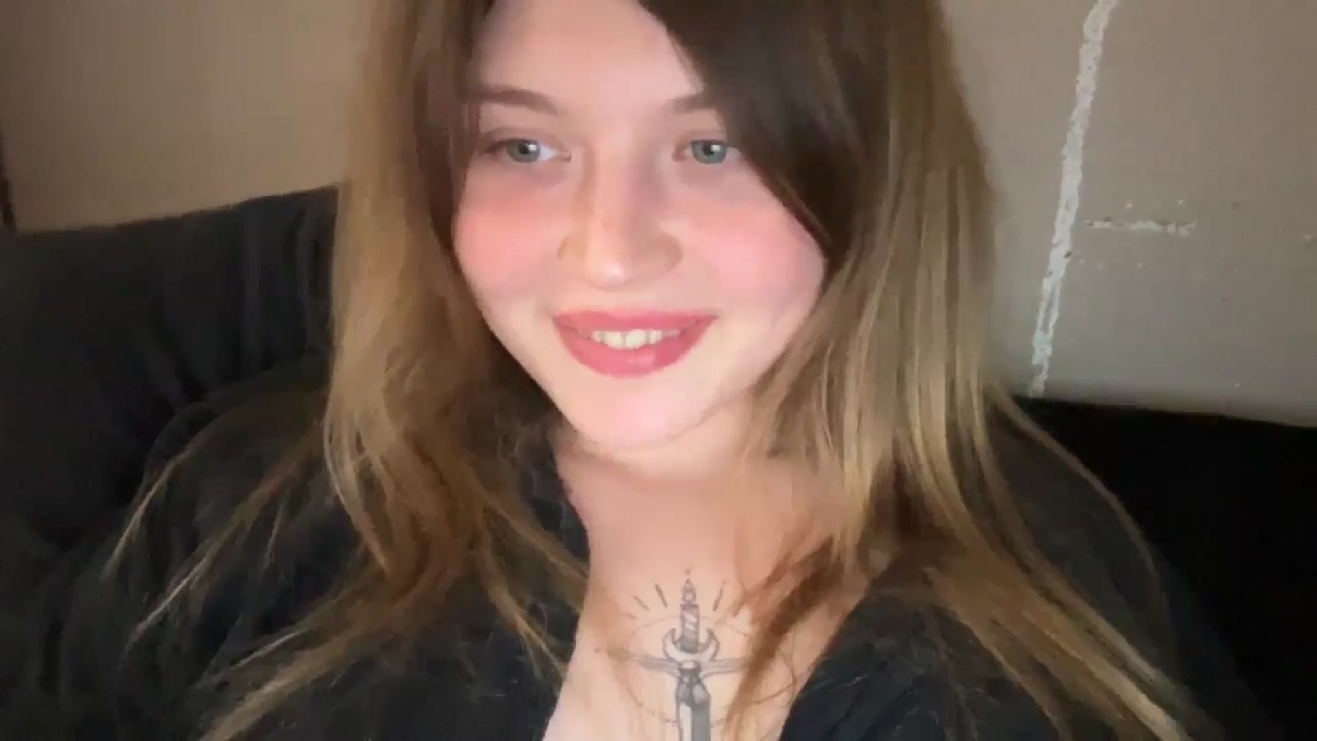 Gallery image thumbnail from Coconut_dream's myfreecams stream on, 09/16/2025, 23:32 image 11 of 20