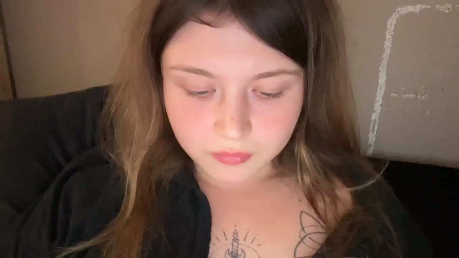 Gallery image thumbnail from Coconut_dream's myfreecams stream on, 09/16/2025, 23:32 image 1 of 20