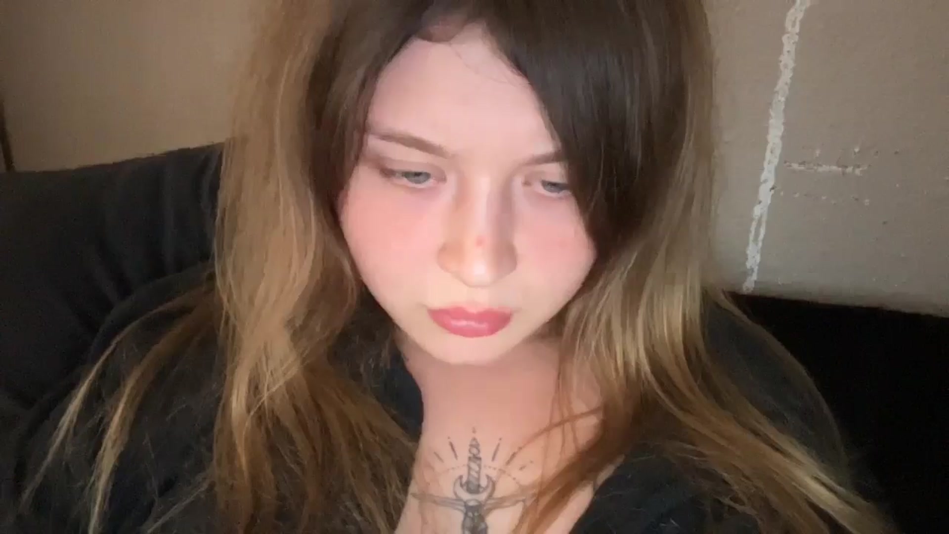 Gallery image thumbnail from Coconut_dream's myfreecams stream on, 09/16/2025, 23:32 image 7 of 20