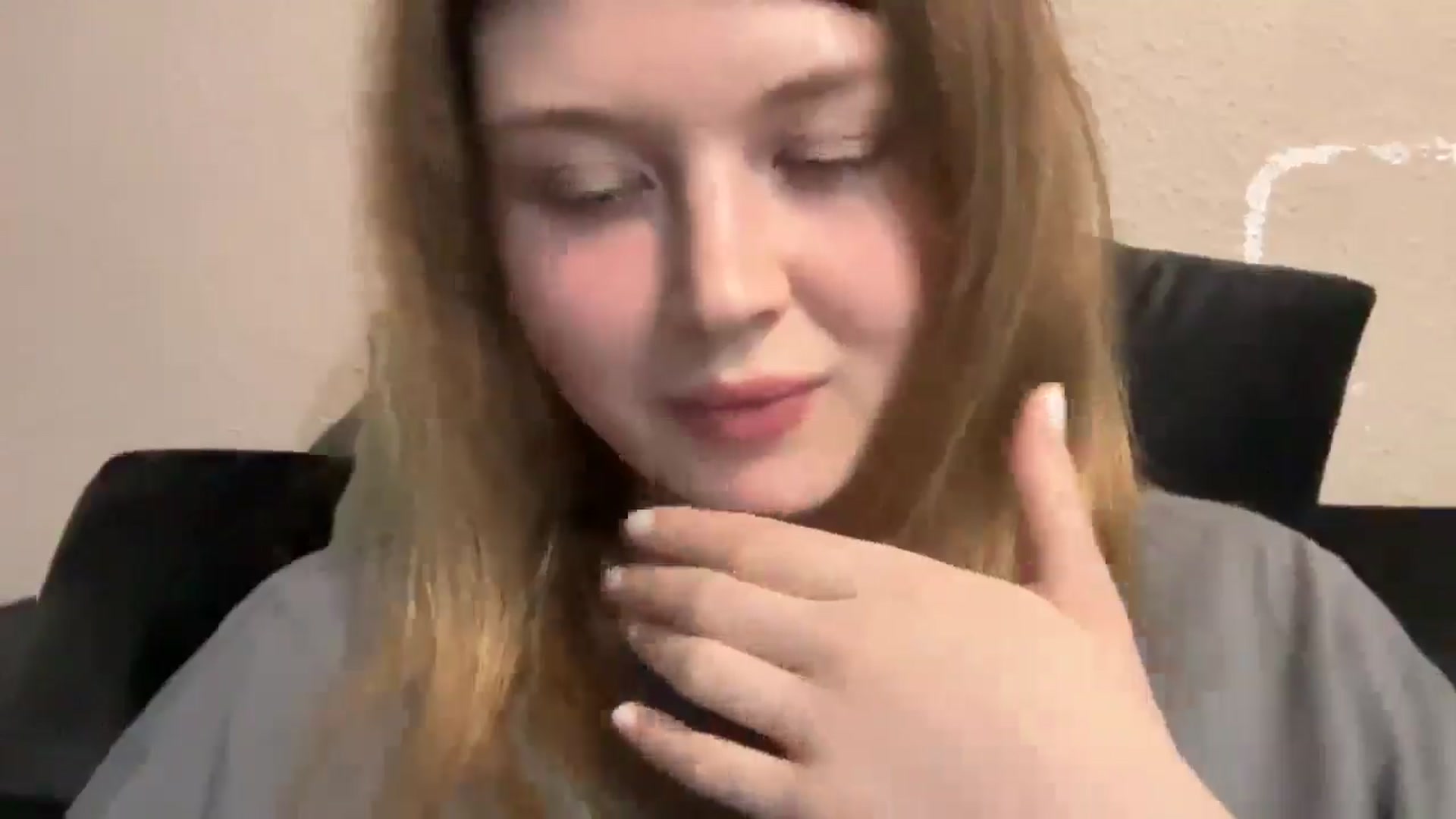 Gallery image thumbnail from Coconut_dream's myfreecams stream on, 09/17/2025, 23:17 image 10 of 20