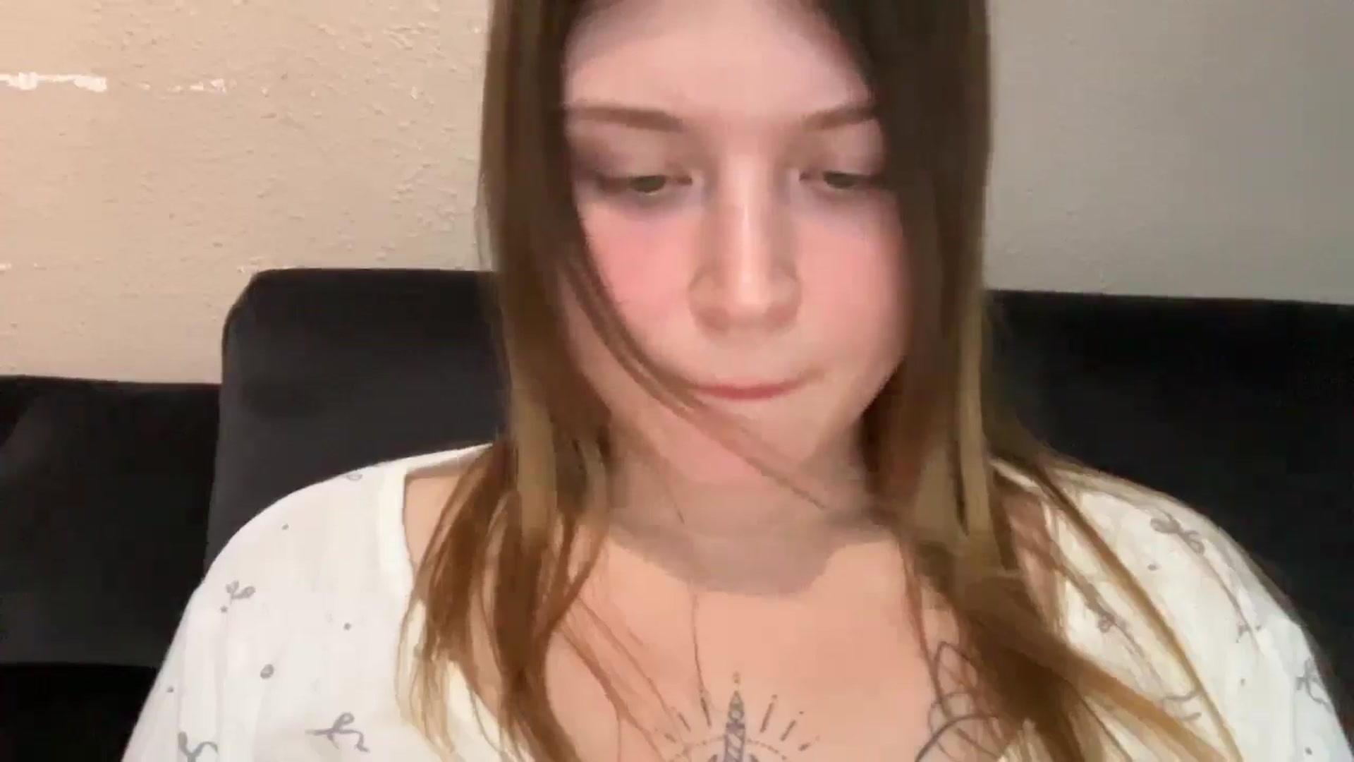 Gallery image thumbnail from Coconut_dream's myfreecams stream on, 09/18/2025, 23:53 image 6 of 20
