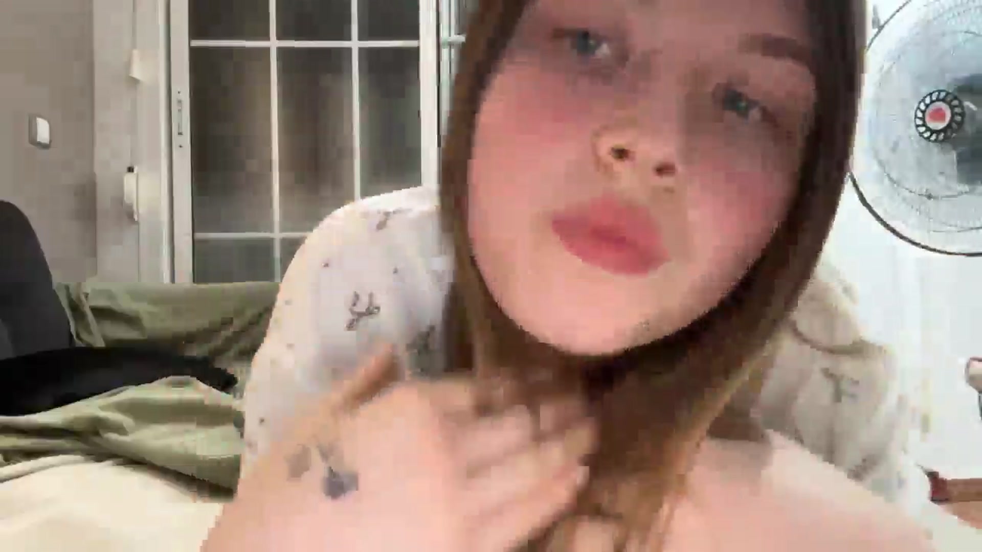Gallery image thumbnail from Coconut_dream's myfreecams stream on, 09/18/2025, 23:53 image 19 of 20