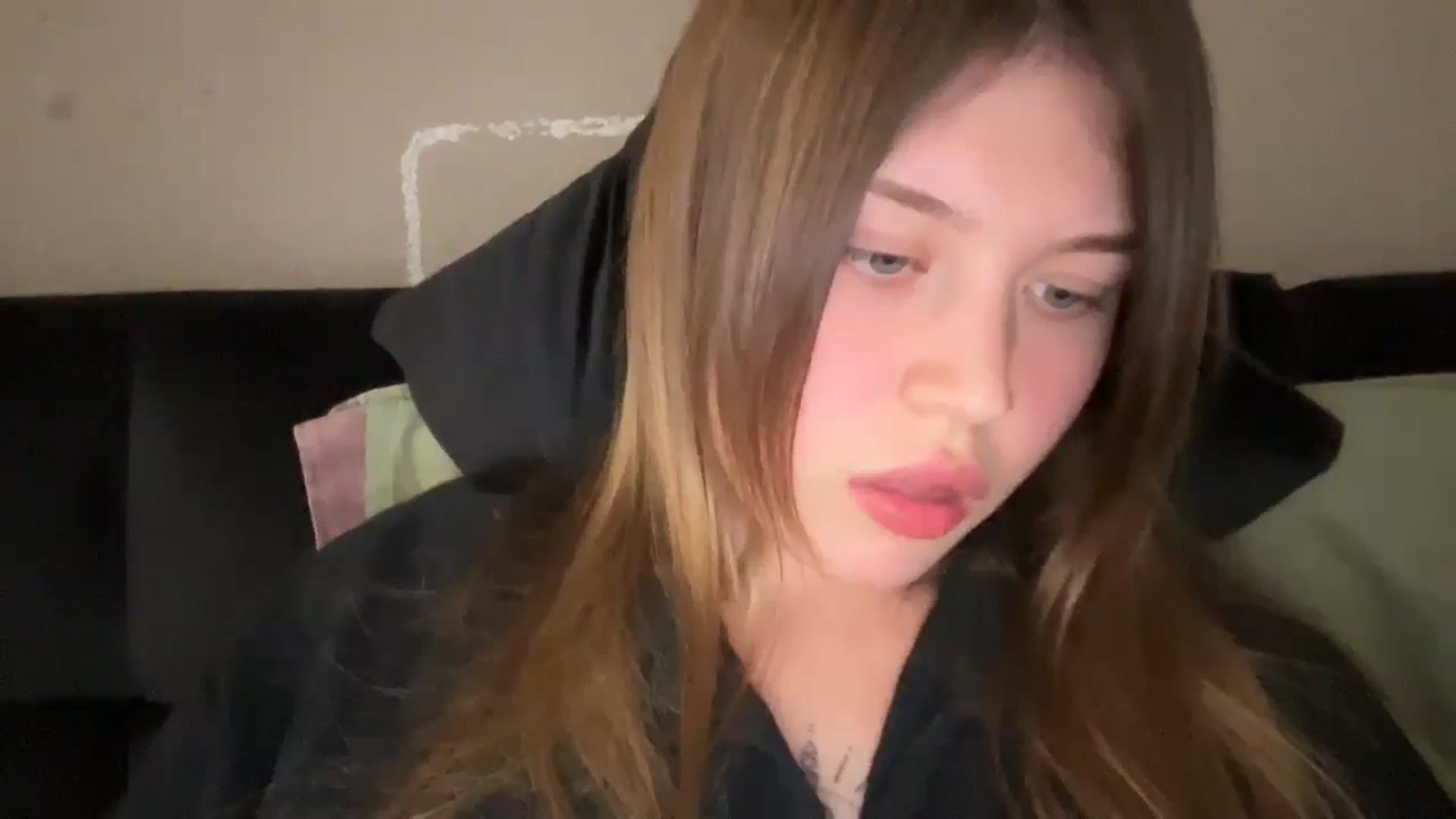 Gallery image thumbnail from Coconut_dream's myfreecams stream on, 09/21/2025, 21:08 image 7 of 20