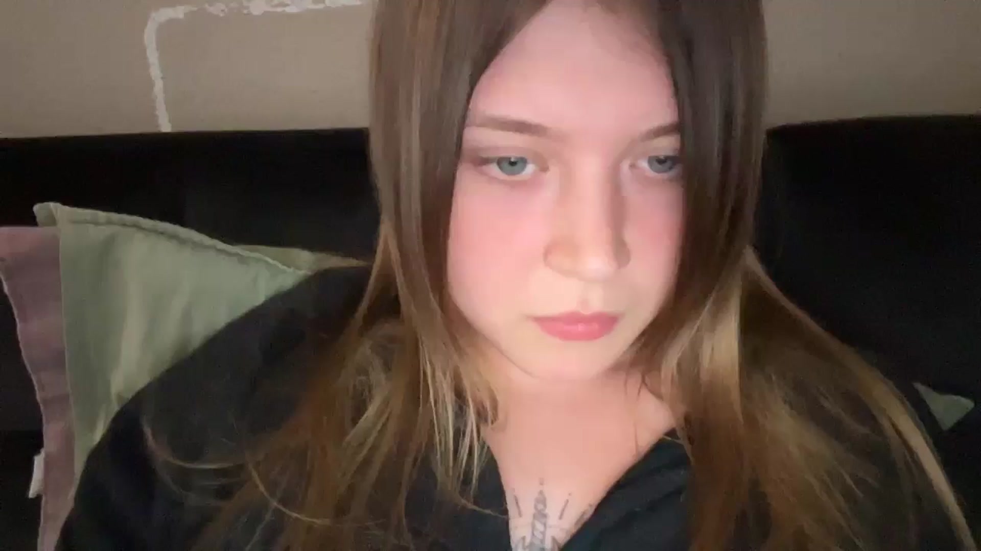 Gallery image thumbnail from Coconut_dream's myfreecams stream on, 09/21/2025, 21:08 image 17 of 20