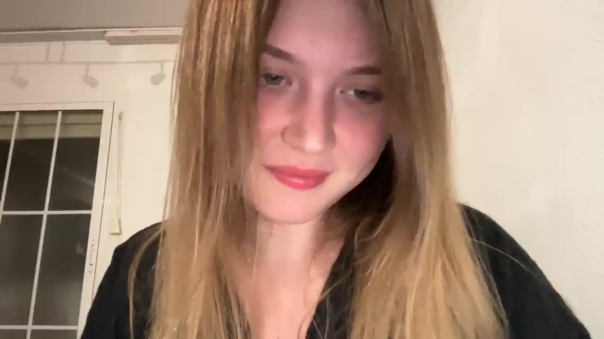 Gallery image thumbnail from Coconut_dream's myfreecams stream on, 09/21/2025, 22:37 image 4 of 20