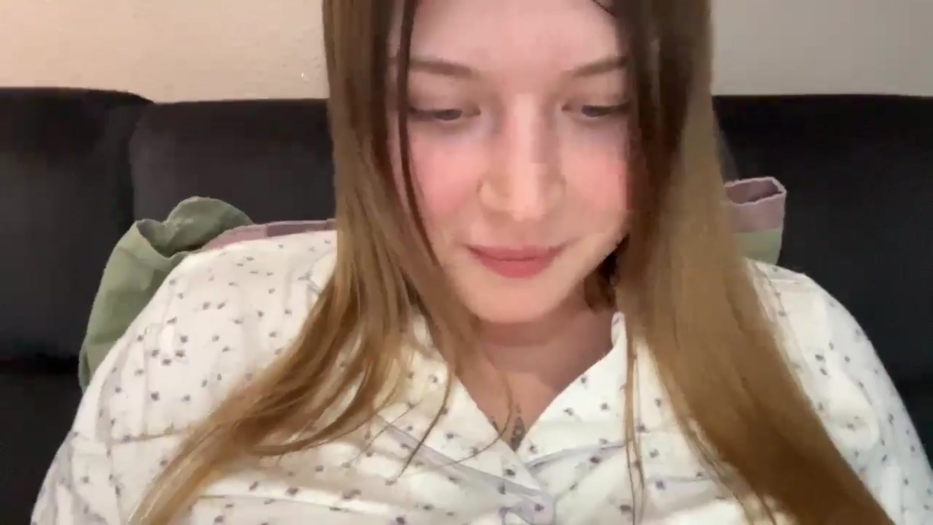 Gallery image thumbnail from Coconut_dream's myfreecams stream on, 09/22/2025, 19:57 image 18 of 20