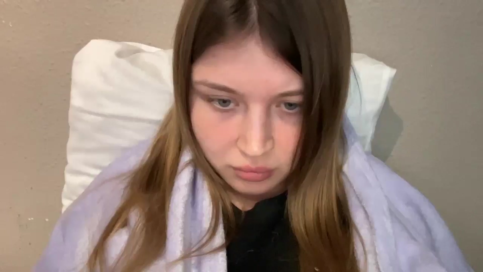 Gallery image thumbnail from Coconut_dream's myfreecams stream on, 09/24/2025, 20:01 image 12 of 20