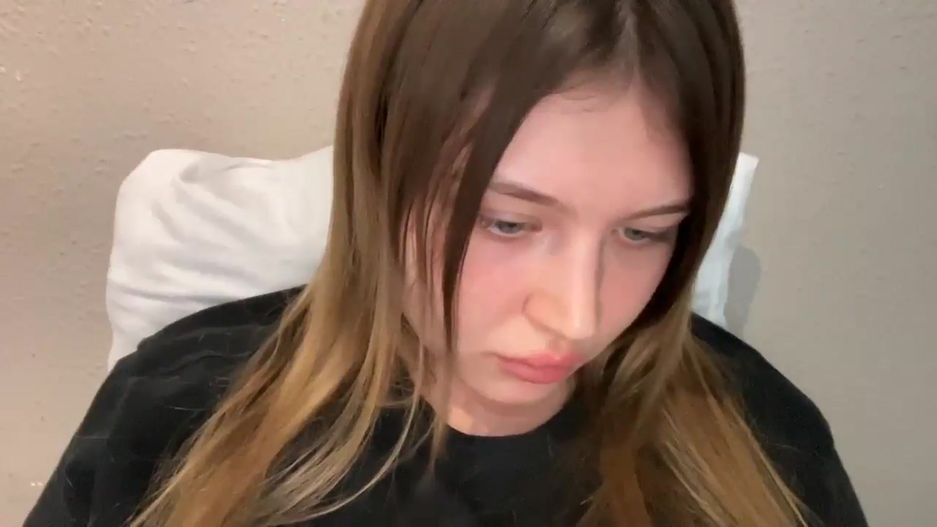 Gallery image thumbnail from Coconut_dream's myfreecams stream on, 09/24/2025, 20:01 image 2 of 20