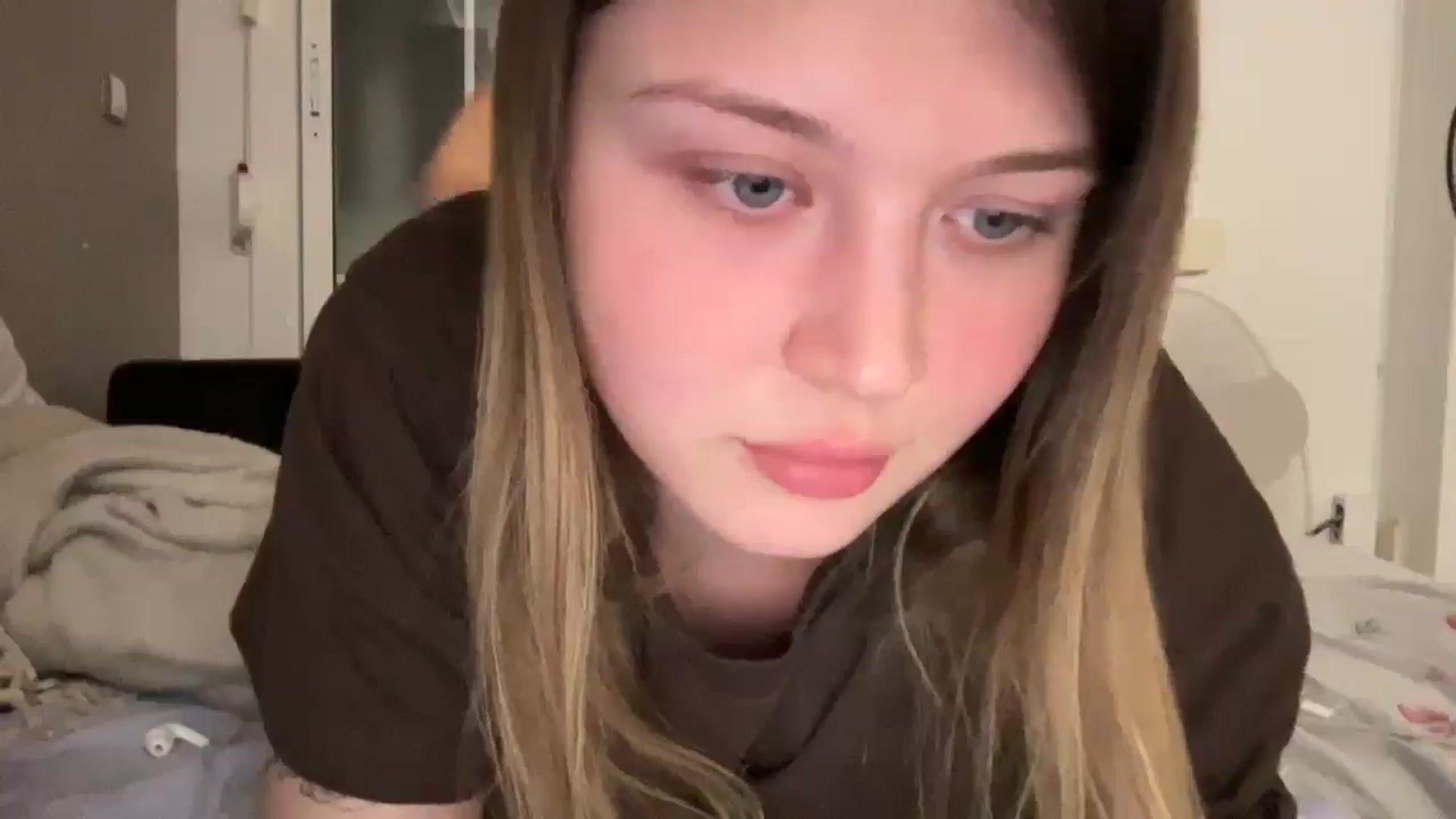 Gallery image thumbnail from Coconut_dream's myfreecams stream on, 09/26/2025, 20:38 image 17 of 20