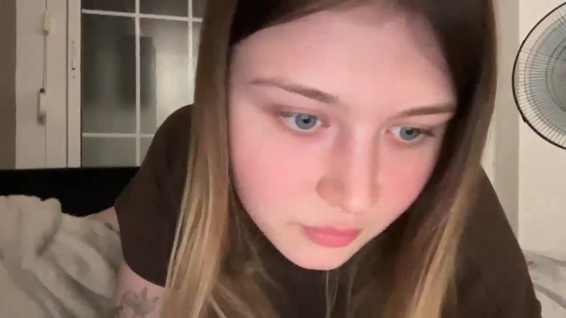 Gallery image thumbnail from Coconut_dream's myfreecams stream on, 09/26/2025, 20:38 image 18 of 20