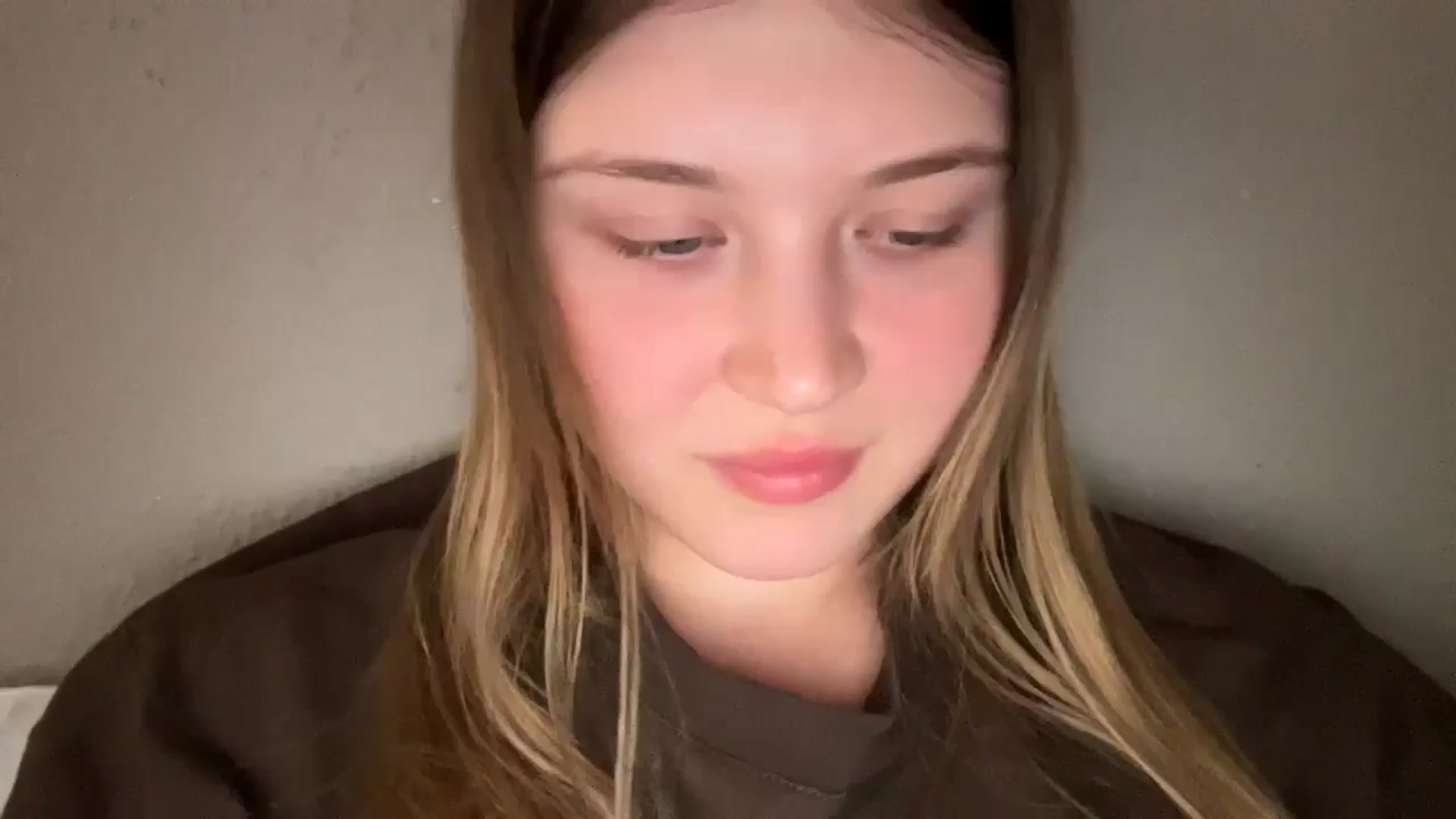 Gallery image thumbnail from Coconut_dream's myfreecams stream on, 09/26/2025, 21:31 image 1 of 20