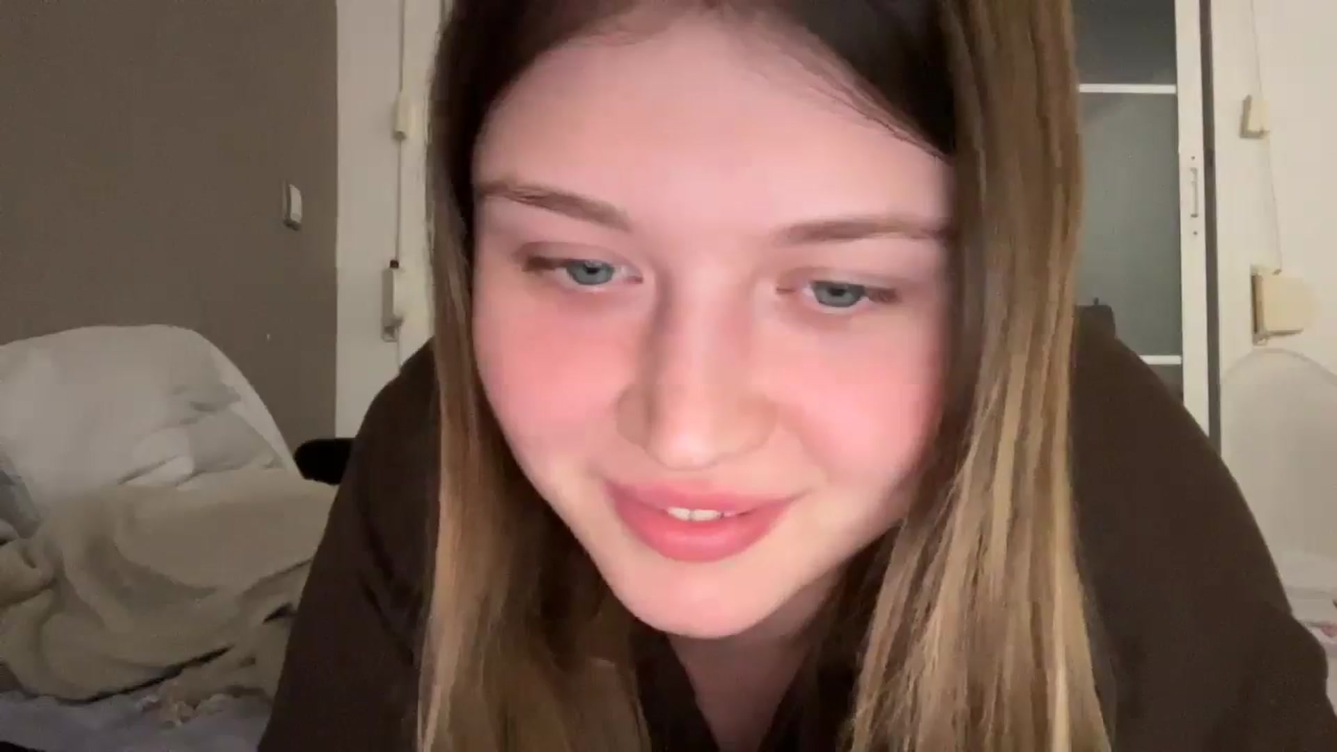 Gallery image thumbnail from Coconut_dream's myfreecams stream on, 09/26/2025, 21:31 image 18 of 20