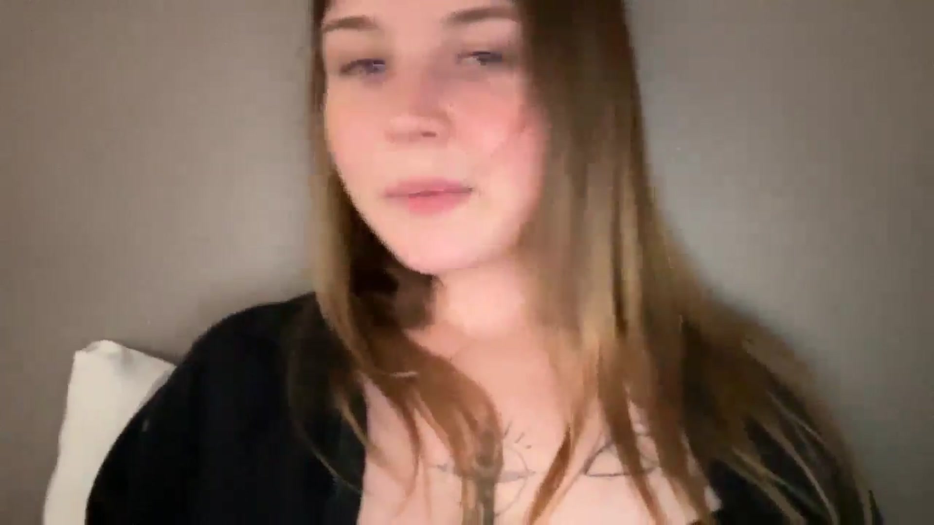 Gallery image thumbnail from Coconut_dream's myfreecams stream on, 09/27/2025, 20:09 image 12 of 20