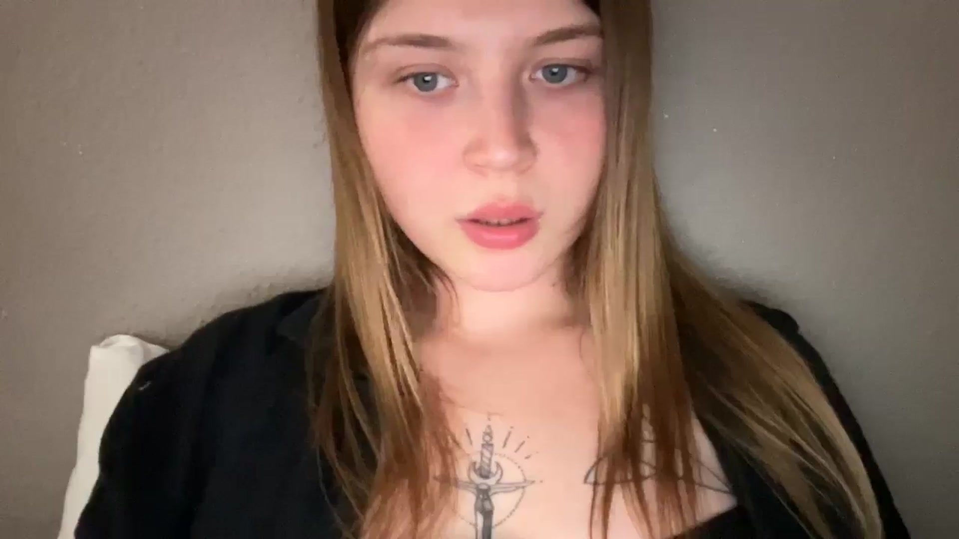 Gallery image thumbnail from Coconut_dream's myfreecams stream on, 09/27/2025, 20:09 image 6 of 20