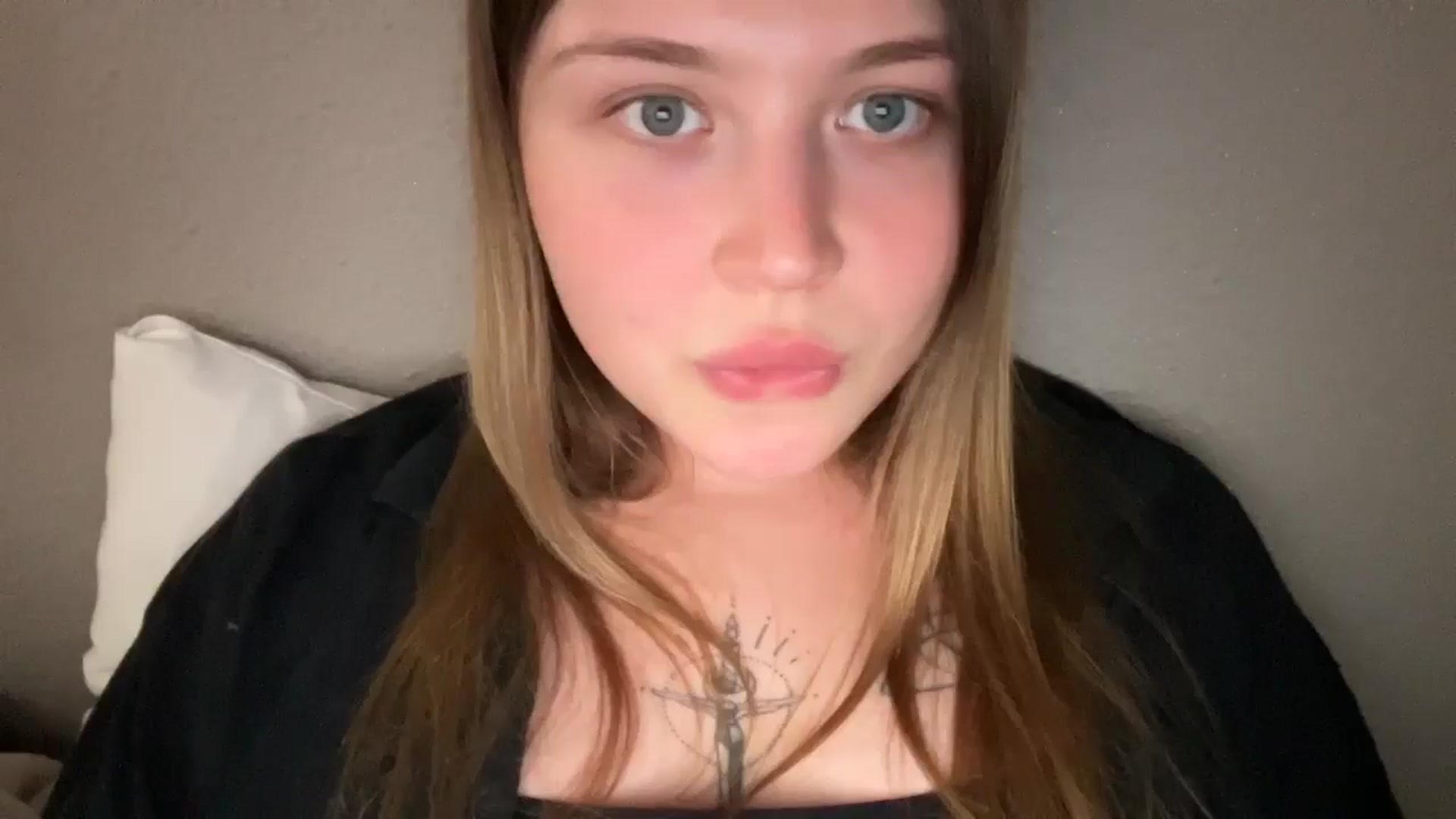 Gallery image thumbnail from Coconut_dream's myfreecams stream on, 09/27/2025, 20:09 image 18 of 20