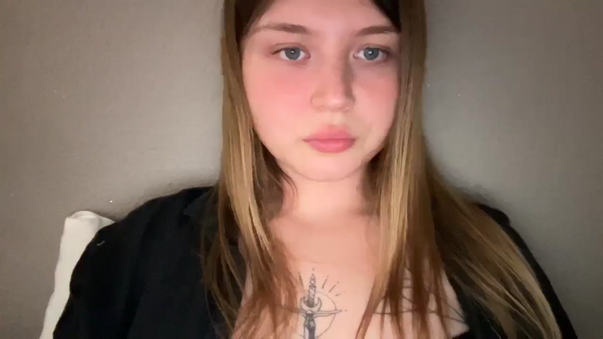 Gallery image thumbnail from Coconut_dream's myfreecams stream on, 09/27/2025, 20:09 image 8 of 20