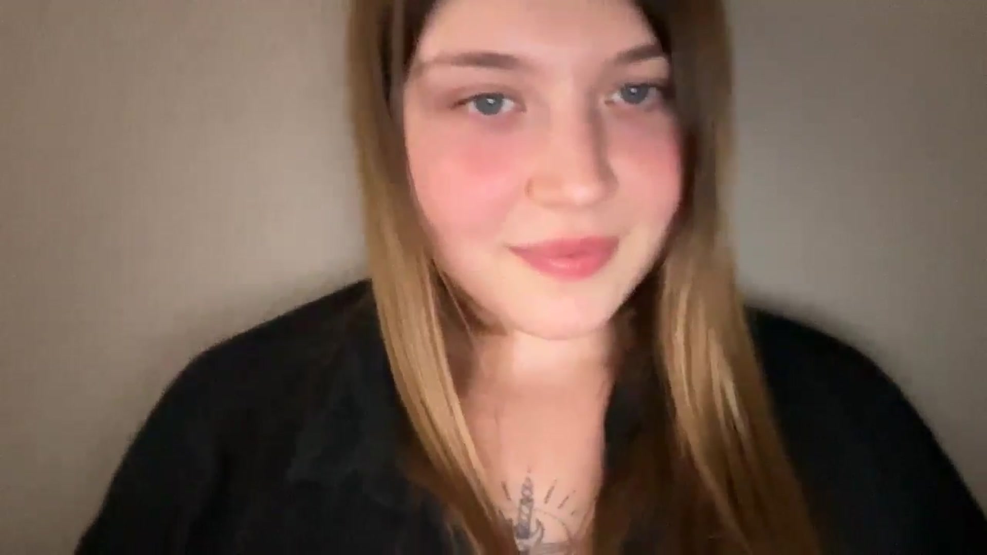Gallery image thumbnail from Coconut_dream's myfreecams stream on, 09/27/2025, 21:39 image 8 of 20