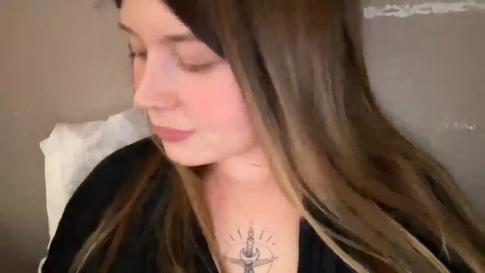 Gallery image thumbnail from Coconut_dream's myfreecams stream on, 09/27/2025, 21:39 image 18 of 20