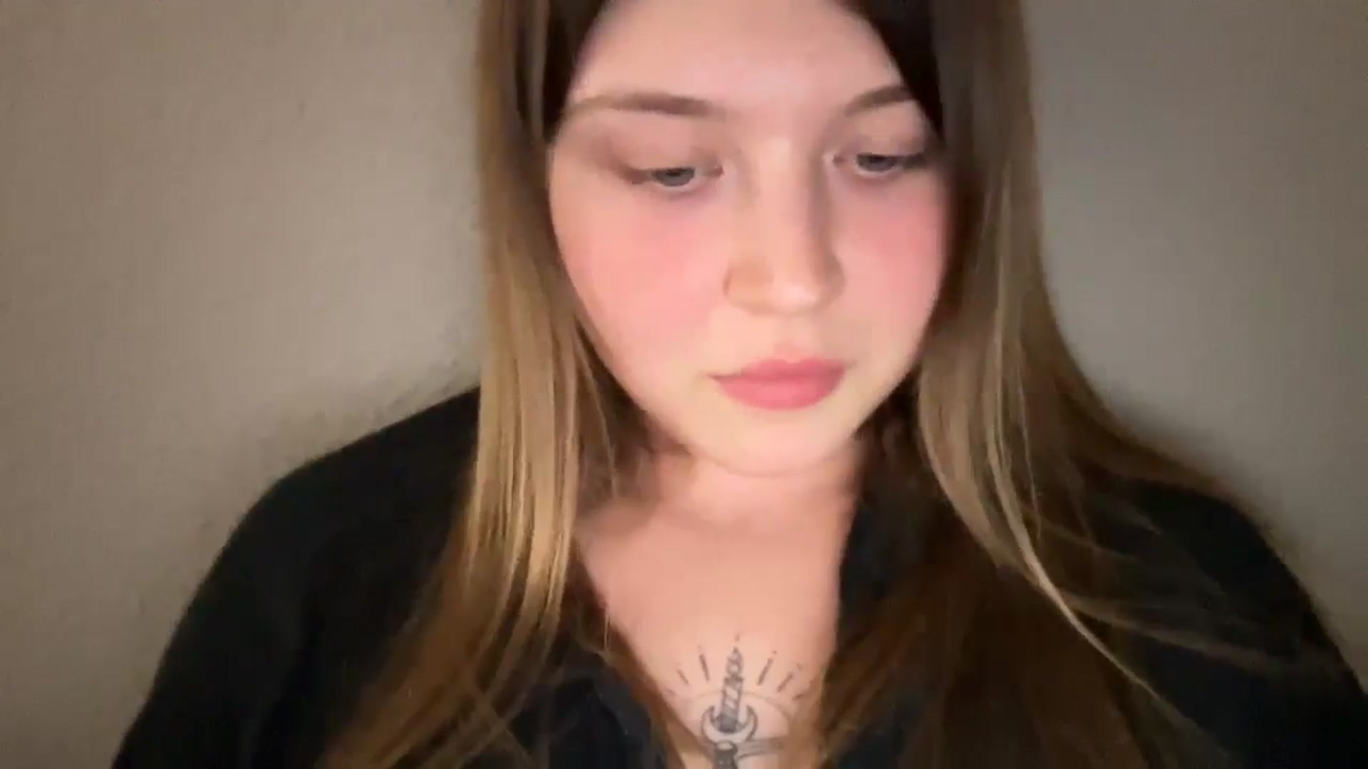 Gallery image thumbnail from Coconut_dream's myfreecams stream on, 09/27/2025, 21:39 image 9 of 20