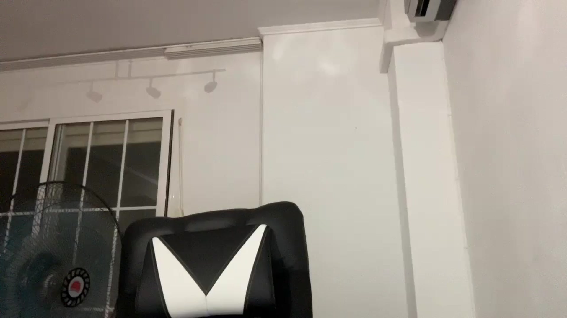 Gallery image thumbnail from Coconut_dream's myfreecams stream on, 09/27/2025, 23:02 image 7 of 20